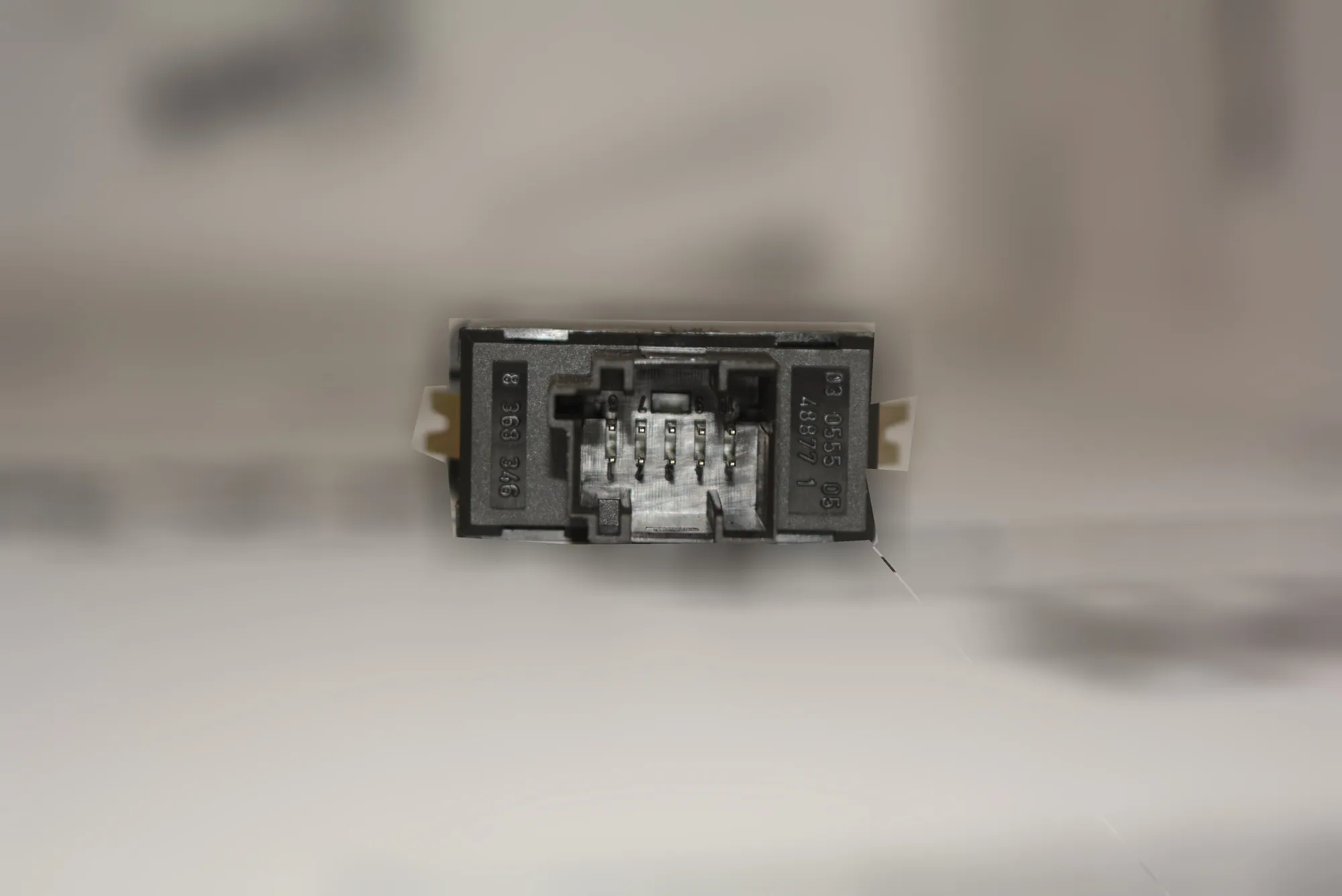 USB/AUX-In Socket Port – OEM 8368346 · BMW X5 (E53) 4.6 is 2003 – 2
