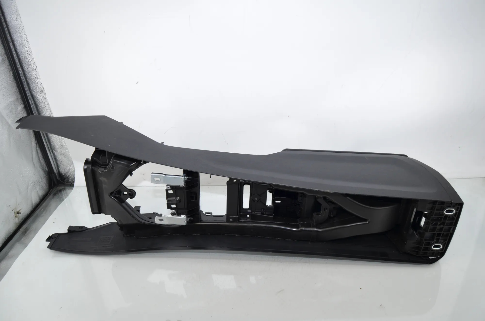 Center Console – OEM 6996833 · BMW 3 Touring (G21) (2019 - -) 320 d 2024 – 3