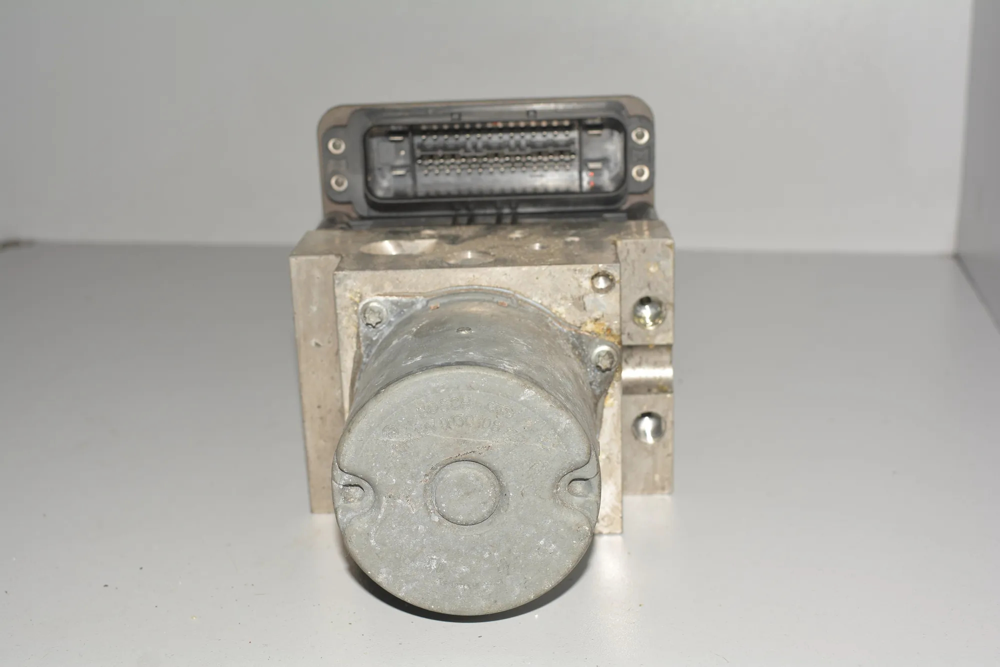 ABS Pump – OEM 6798286 · BMW X5 (E70) BMW X5 (E70) 2011 – 5