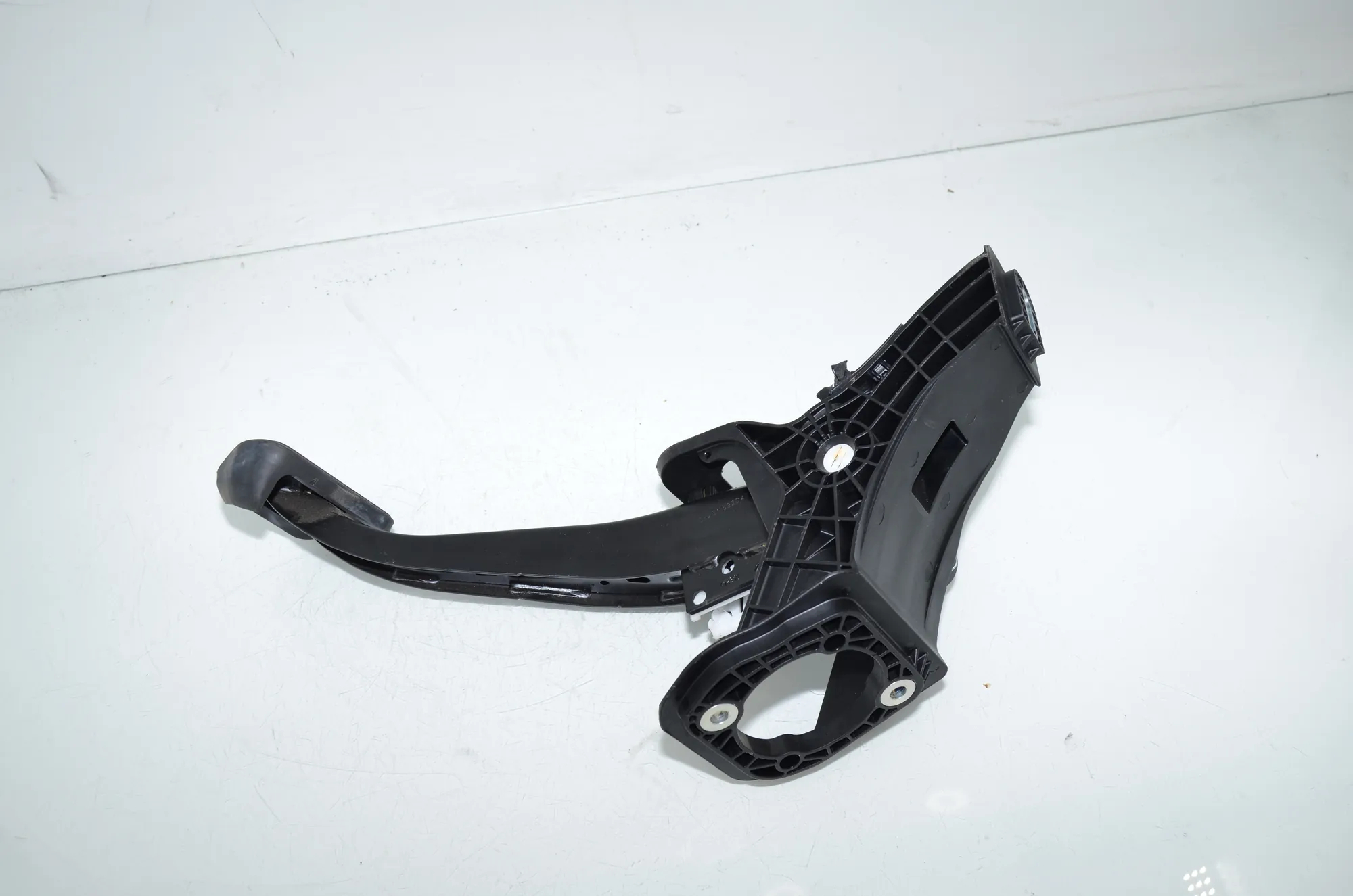 Brake Pedal – OEM 6891119 · BMW 3 Touring (G21) (2019 - -) 320 d 2024 – 3