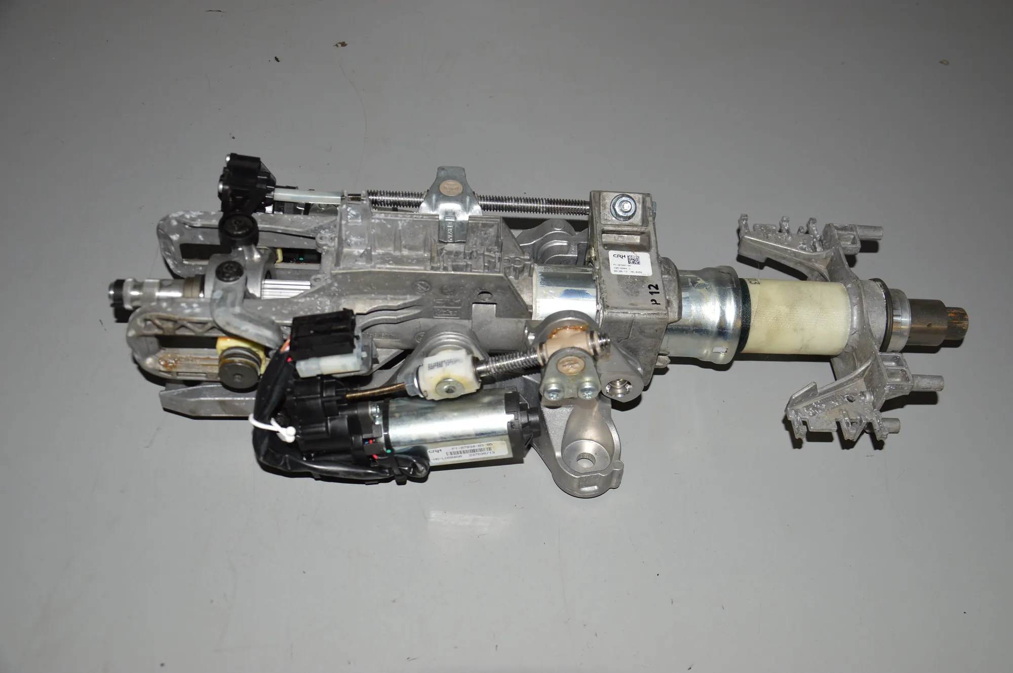 Steering Wheel Adjustment Mechanism – OEM 6787926 · BMW 7 (F01, F02) BMW 7 (F01, F02) 2013