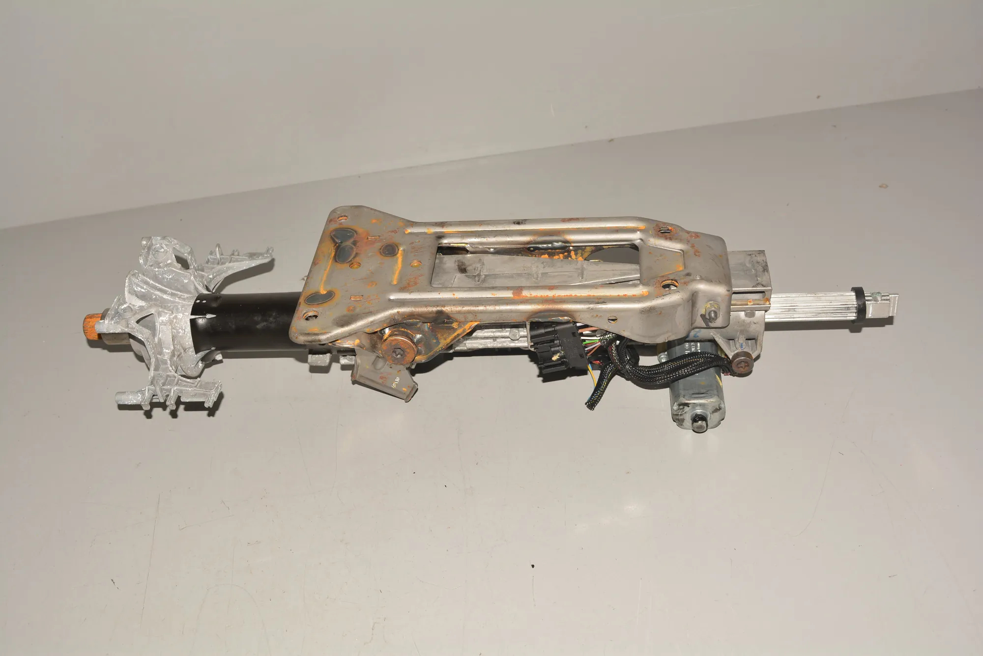 Steering Wheel Adjustment Mechanism – OEM 6786603 · BMW X5 (E70) BMW X5 (E70) 2011 – 8