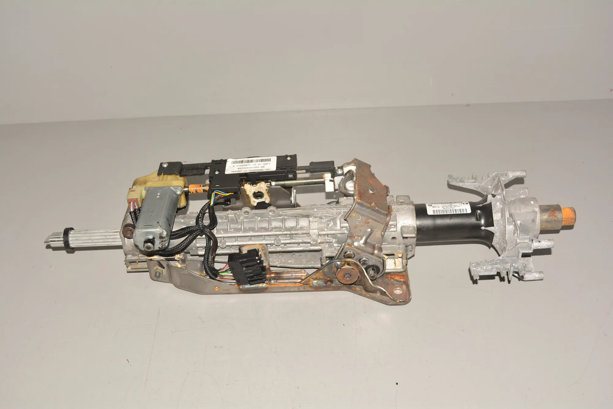 Steering Wheel Adjustment Mechanism – OEM 6786603 · BMW X5 (E70) BMW X5 (E70) 2011