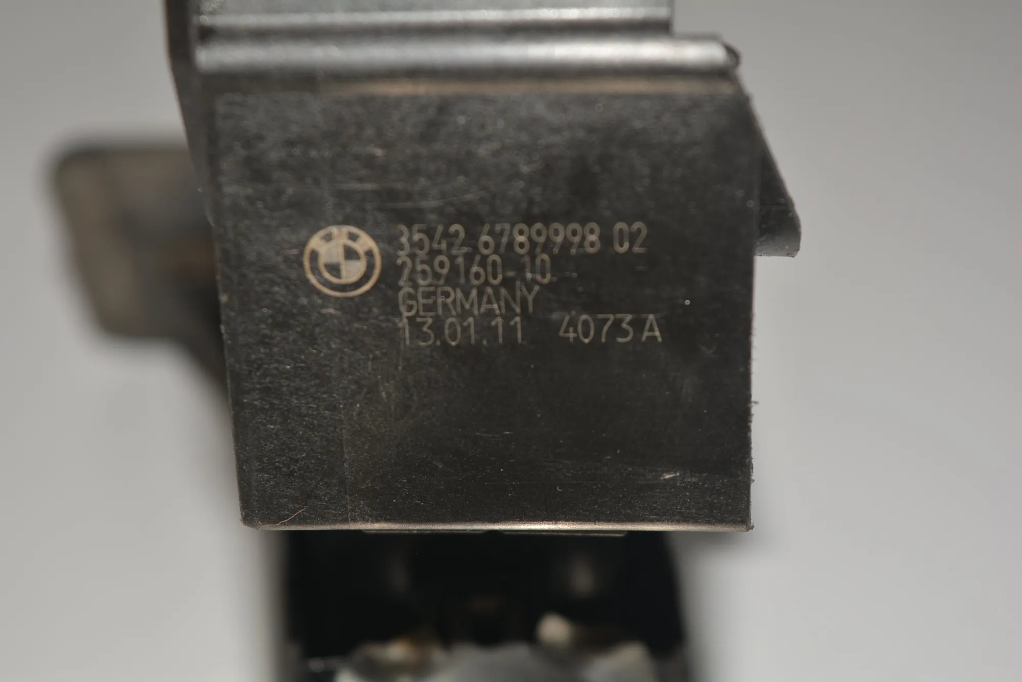 Throttle Pedal – OEM 6789998 · BMW X5 (E70) BMW X5 (E70) 2010 – 6