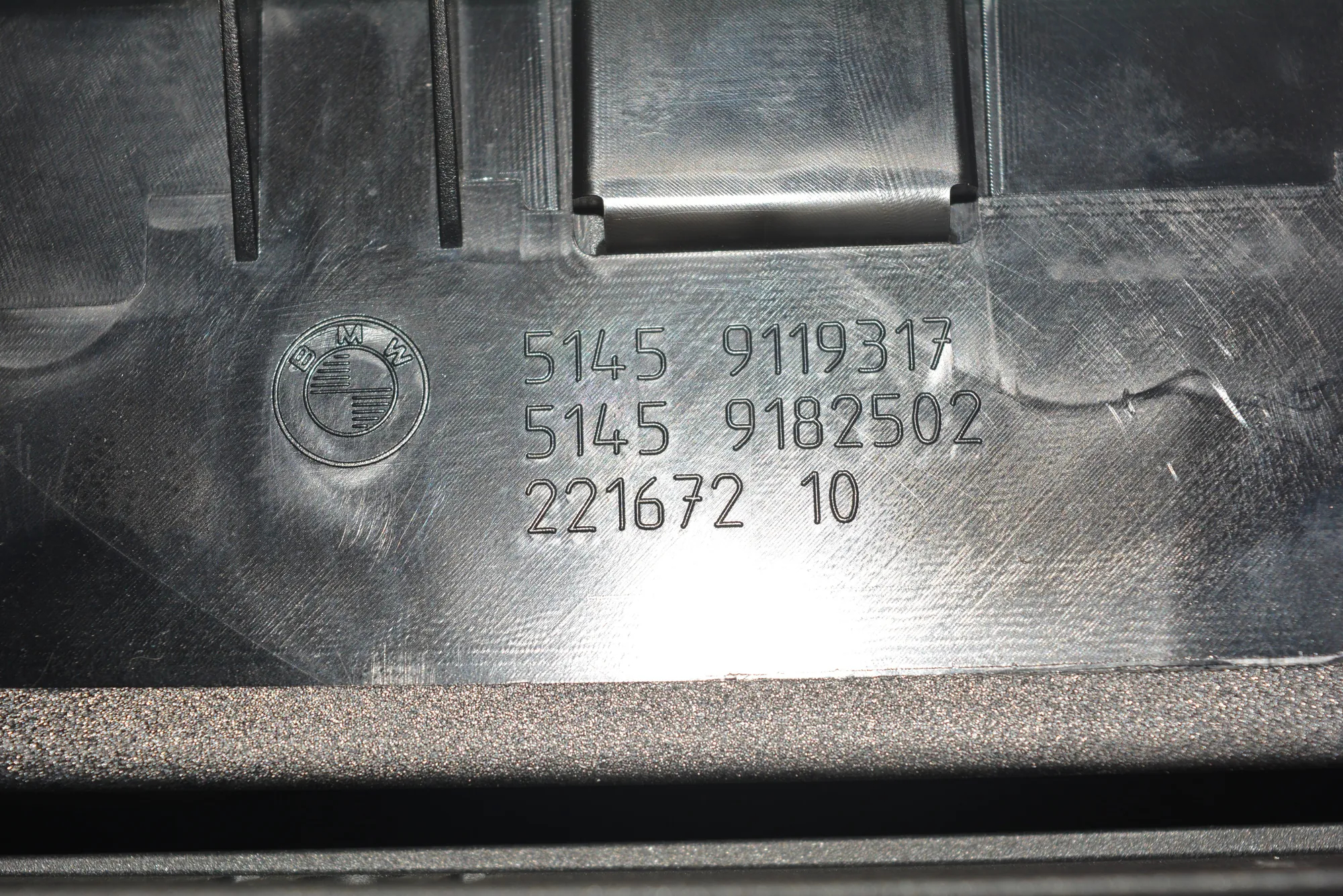 Ashtray – OEM 91193179182502 · BMW 7 (F01, F02) BMW 7 (F01, F02) 730 d 2009 – 6