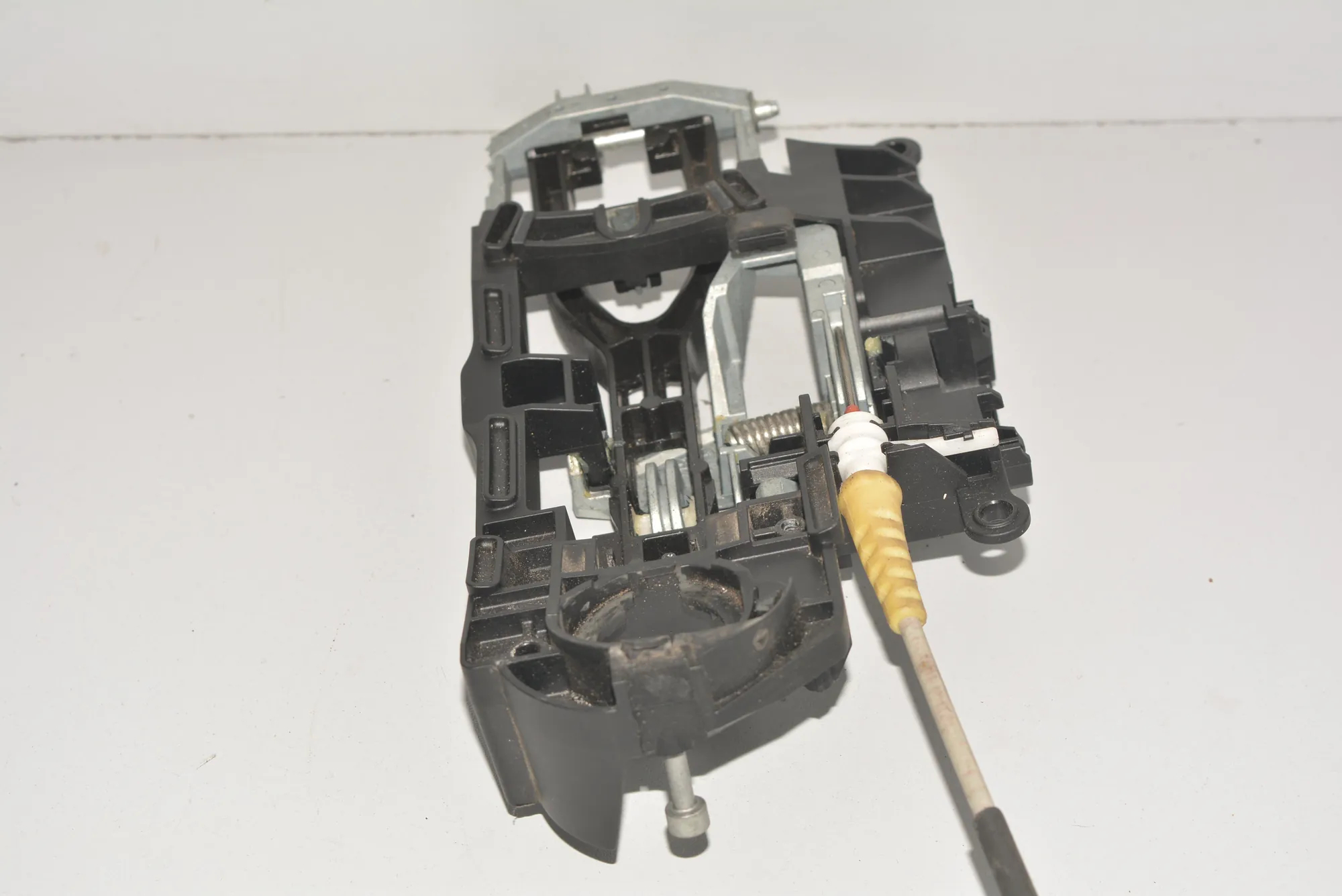 Front Right Door Interior Handle Frame – OEM 7175732 · BMW 7 (F01, F02) BMW 7 (F01, F02) 730 d 2009 – 3