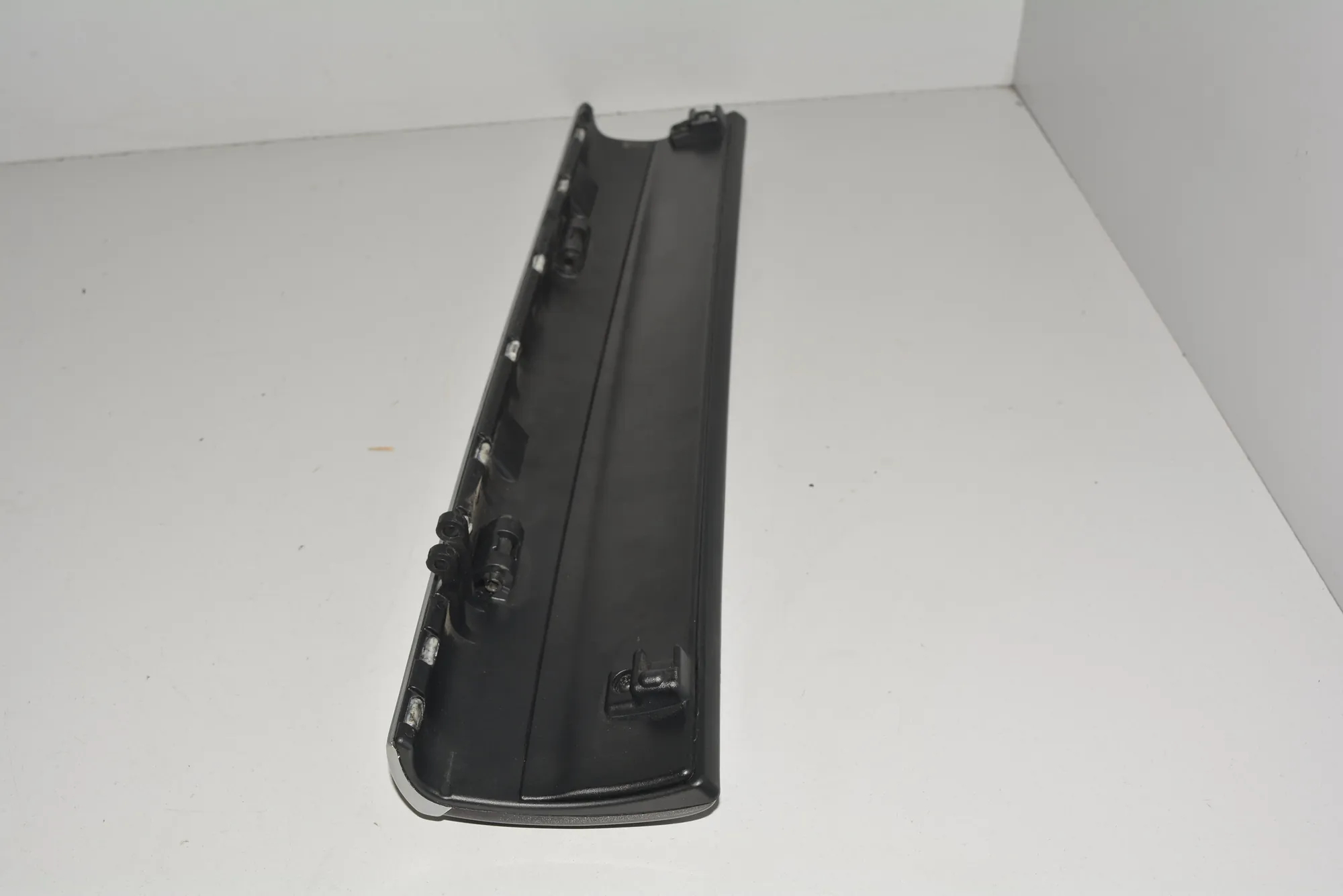 Interior Trim Strips Kit – OEM NA · BMW 7 (F01, F02) BMW 7 (F01, F02) 730 d 2009 – 2