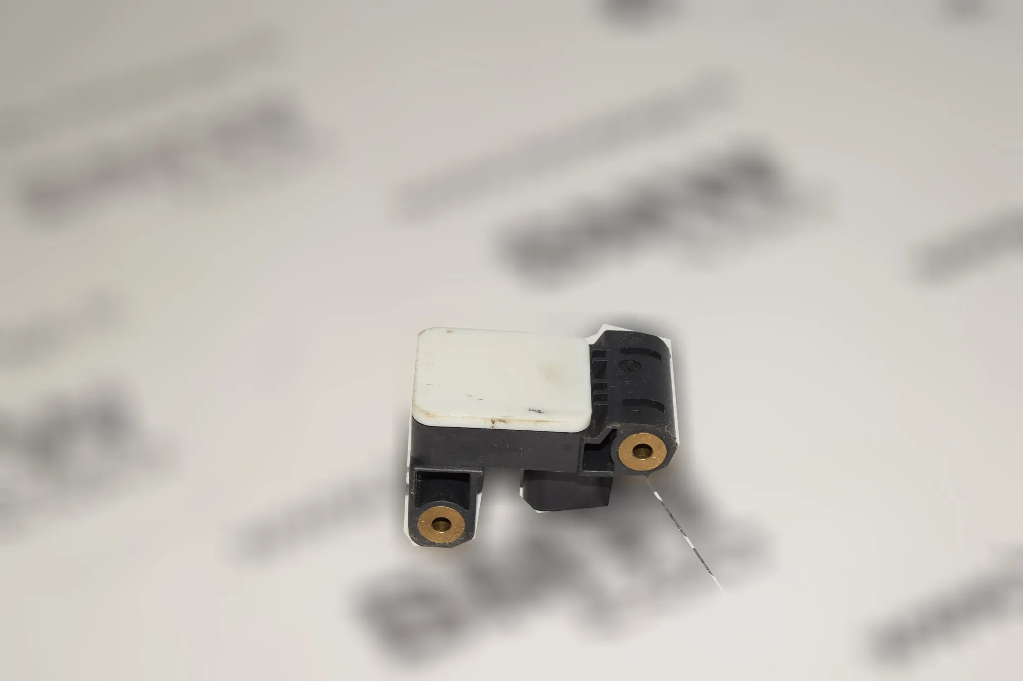 Front Left Impact Sensor – OEM 6911003 · BMW X3 (E83) BMW X3 (E83) 2005