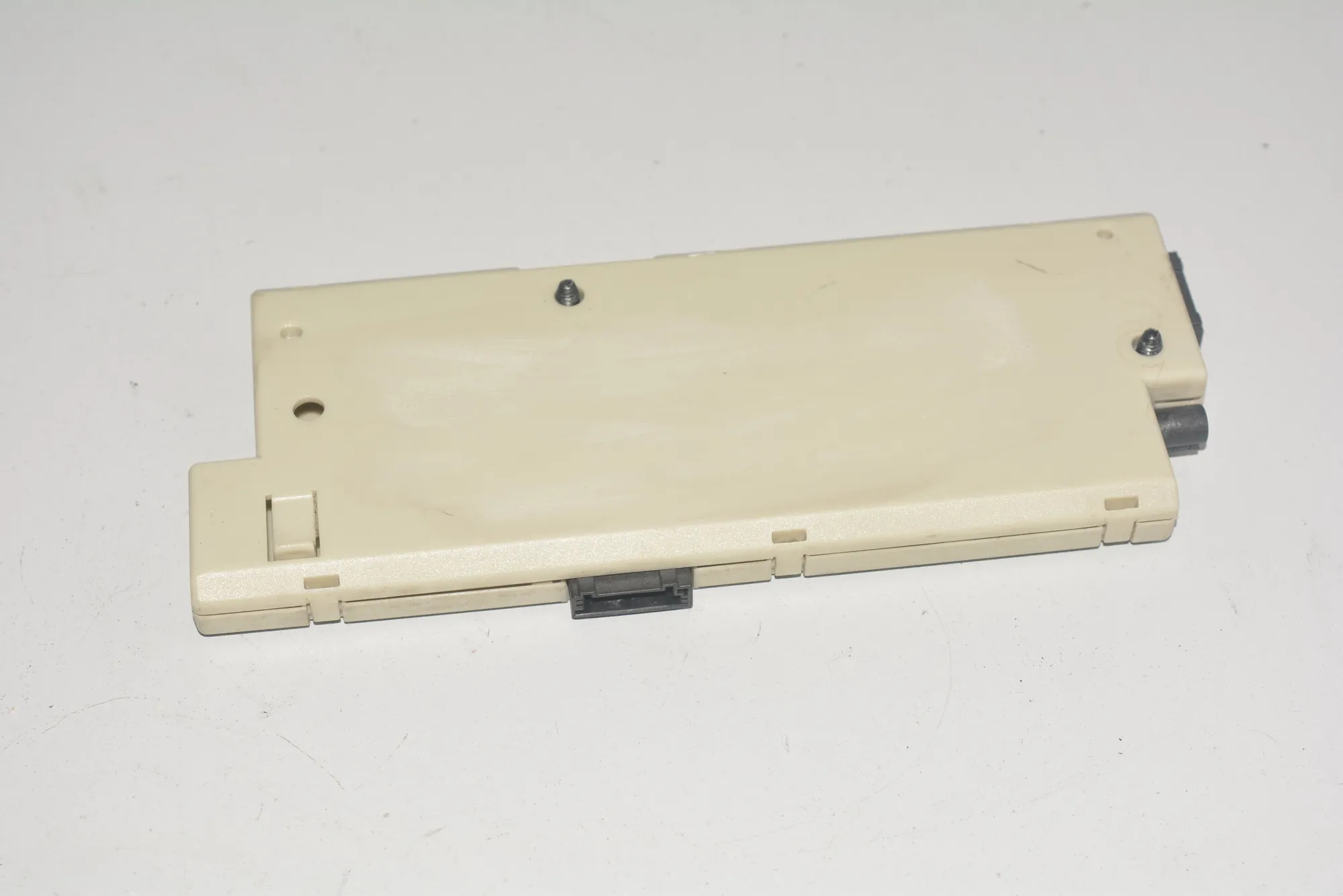 Antenna – OEM 9209434 · BMW 7 (F01, F02) BMW 7 (F01, F02) 730 d 2009 – 3