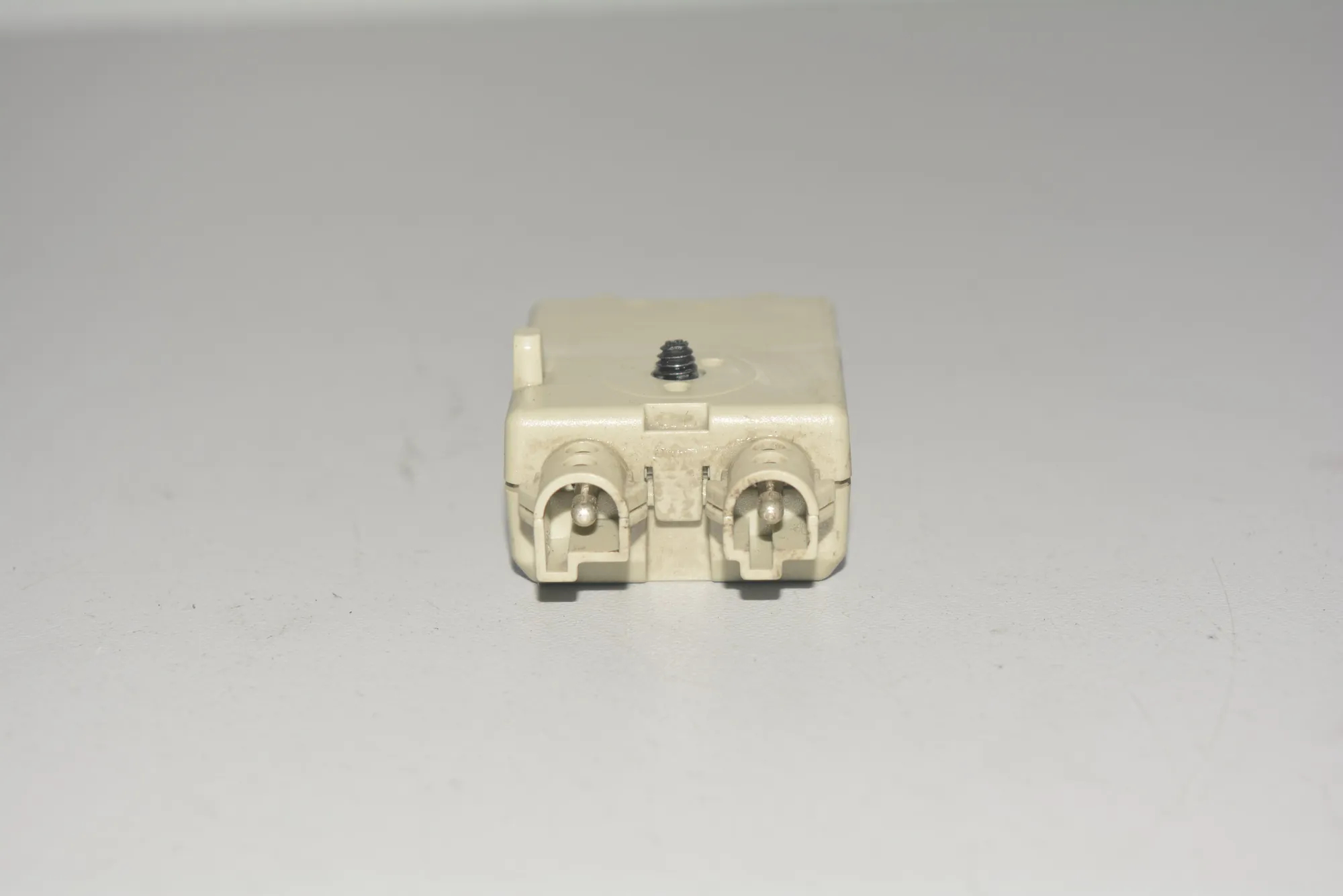 Antenna Amplifier – OEM 9118261 · BMW 7 (F01, F02) BMW 7 (F01, F02) 730 d 2008 – 2