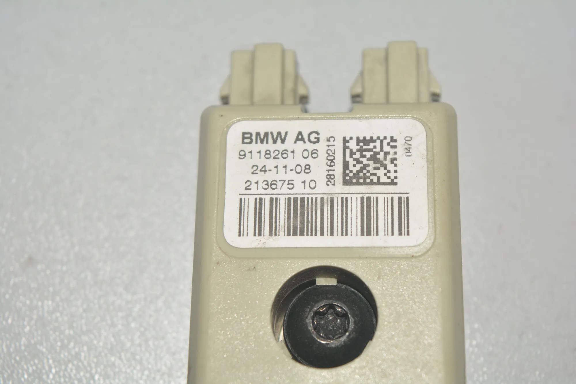 Antenna Amplifier – OEM 9118261 · BMW 7 (F01, F02) BMW 7 (F01, F02) 730 d 2008 – 3