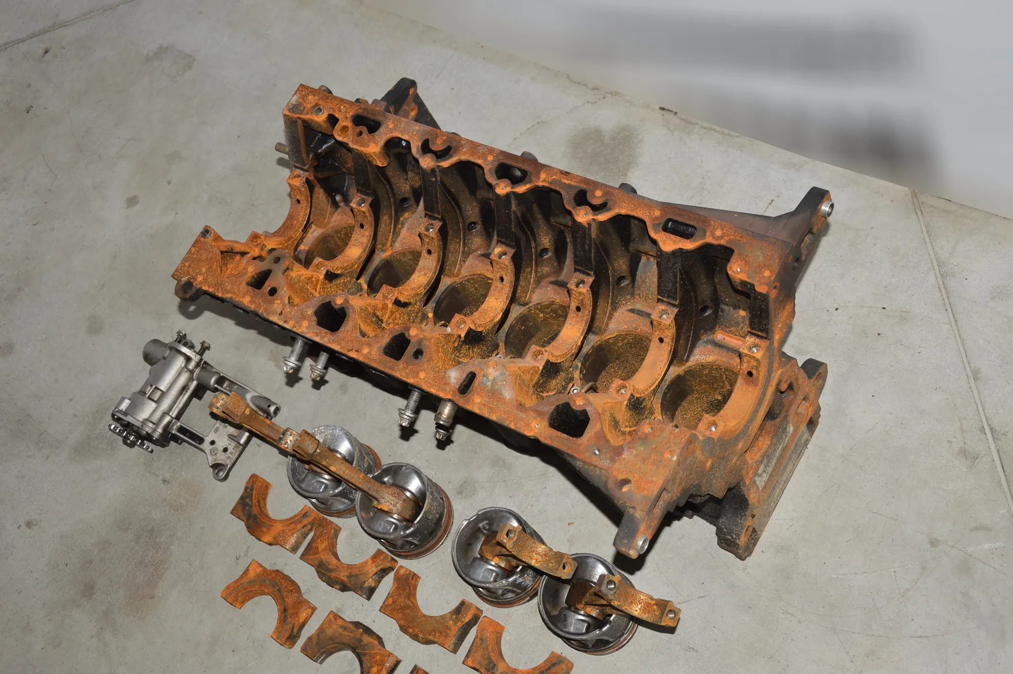 Engine Block – OEM 7788548 · BMW 5 (E60) BMW 5 (E60) 525 d 2004