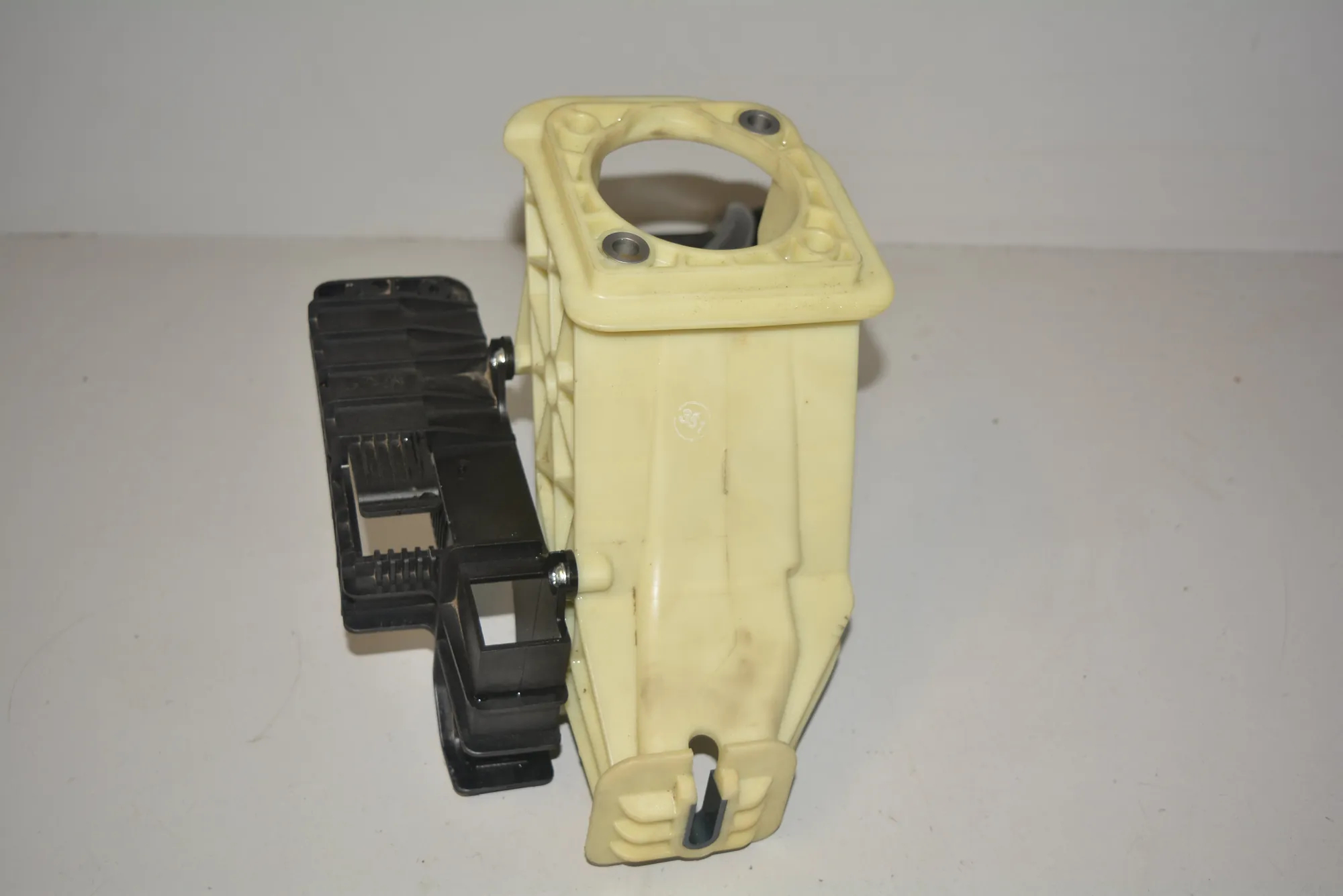 Brake Pedal – OEM 67753686782665 · BMW 7 (F01, F02) BMW 7 (F01, F02) 2013 – 4