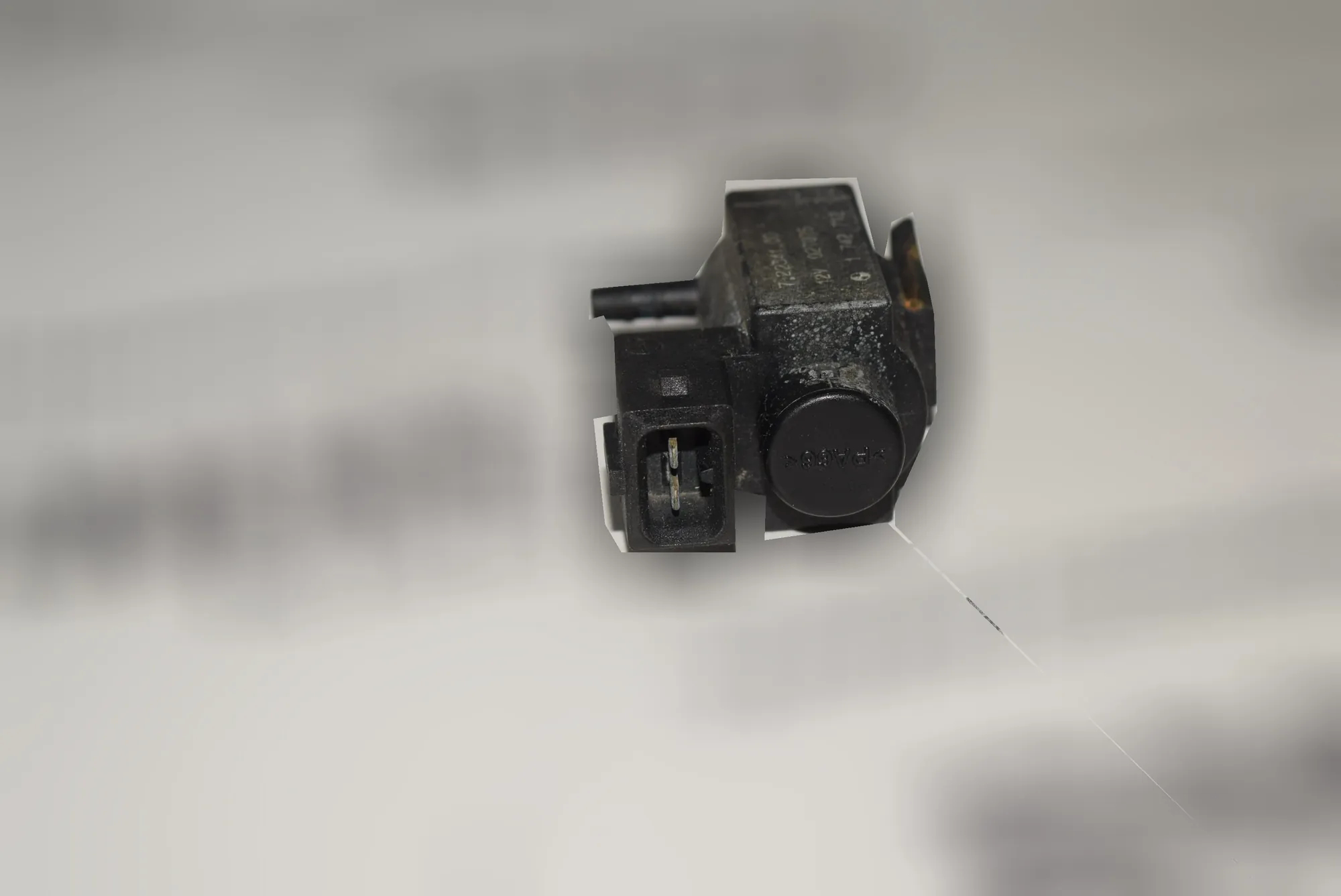 Solenoid Valve – OEM 1742712 · BMW 5 Touring (E39) BMW 5 Touring (E39) 2002
