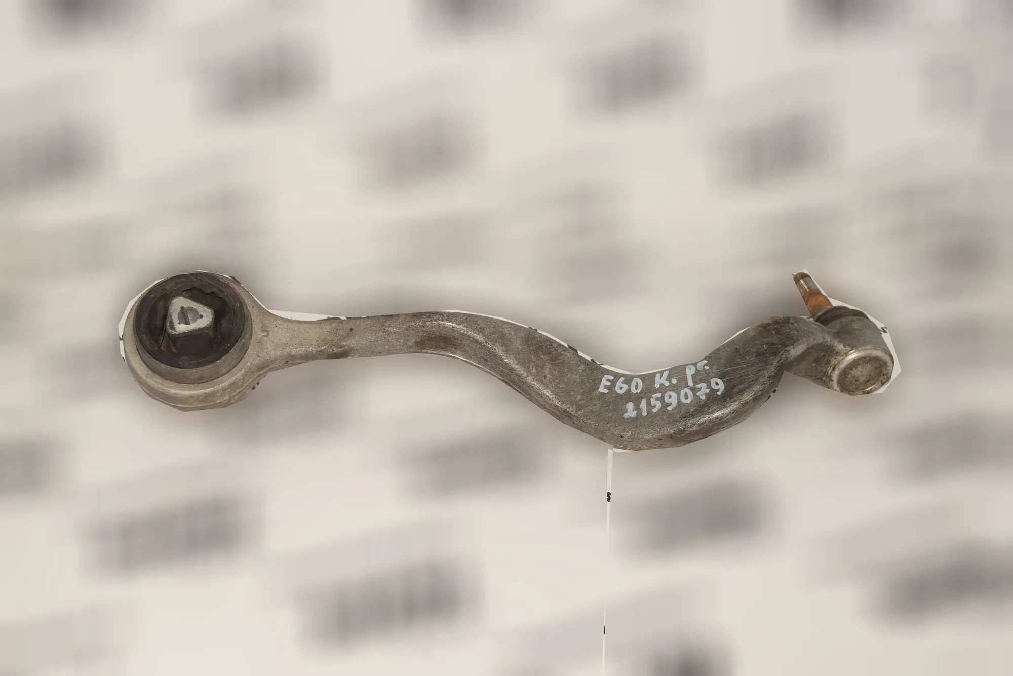 Front Left Curved Control Arm · BMW 5 (E60) M5 2005