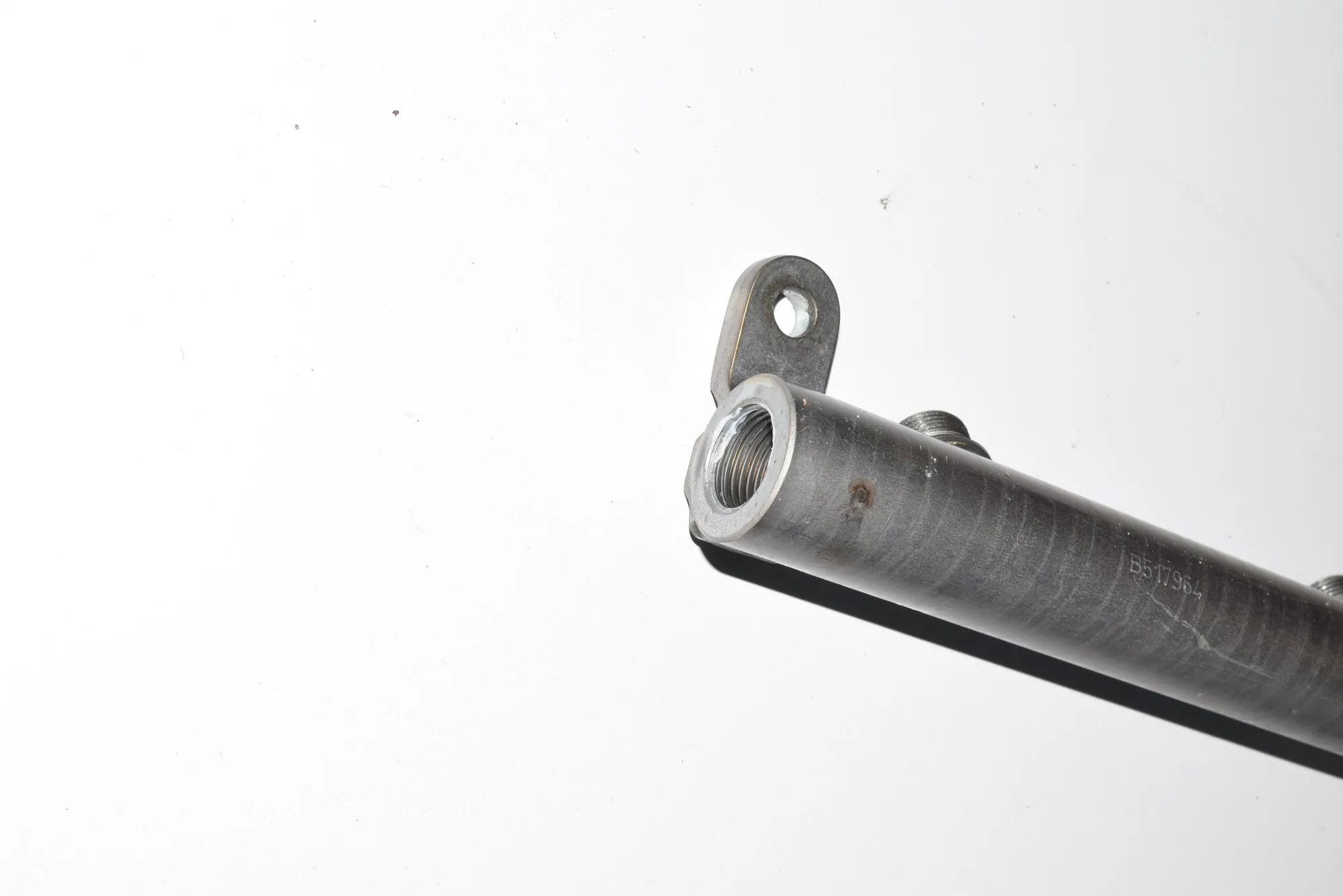 Fuel Rail – OEM A6420703095 · MERCEDES-BENZ S (W222, V222, X222) (2013 - -) S 350 BlueTEC / d (222.132, 222.032, 222.123) 2013 – 5