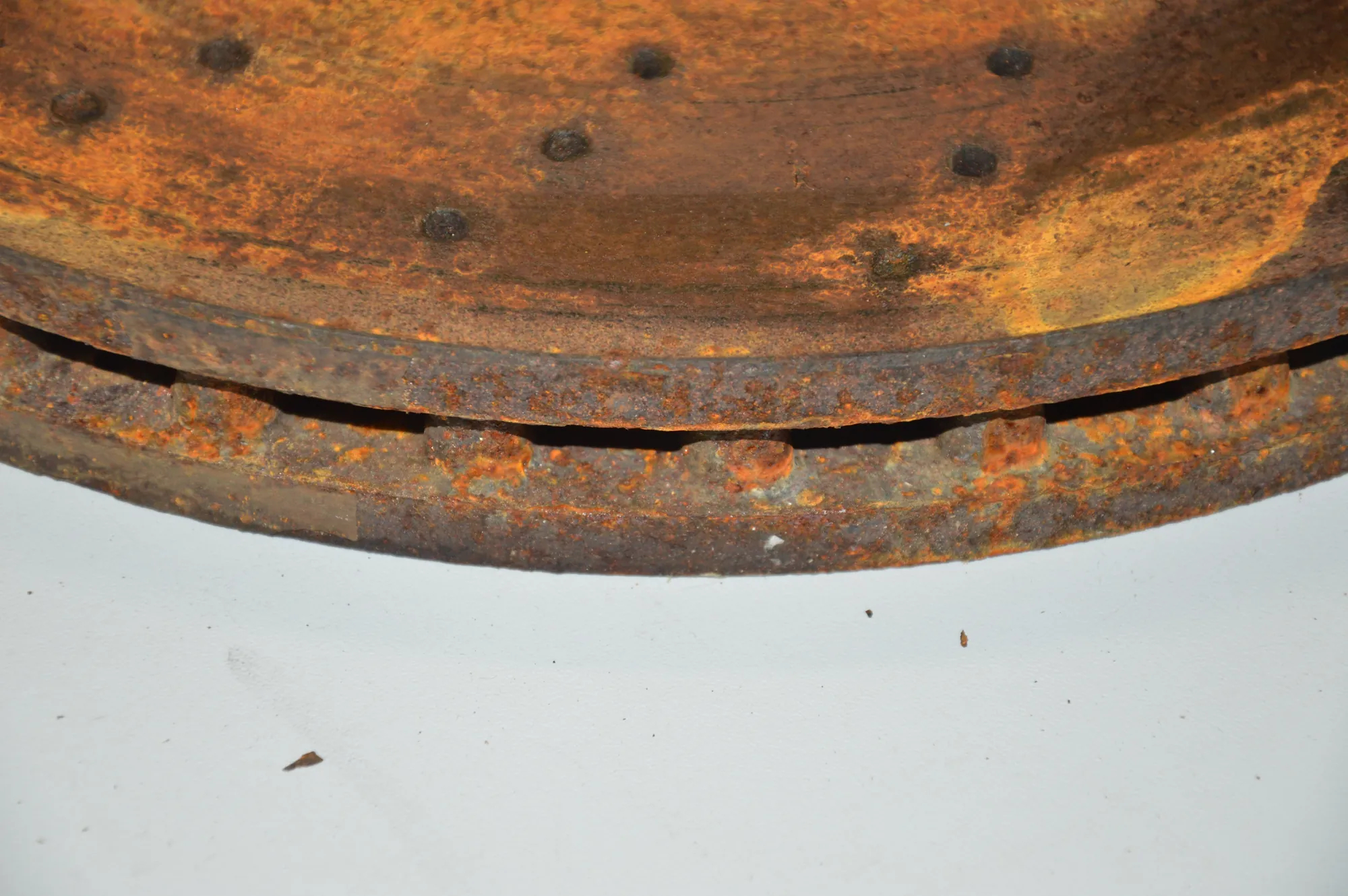 Front Right Brake Disc – OEM A2224200172 · MERCEDES-BENZ S (W222, V222, X222) (2013 - -) S 350 BlueTEC / d (222.132, 222.032, 222.123) 2013 – 2