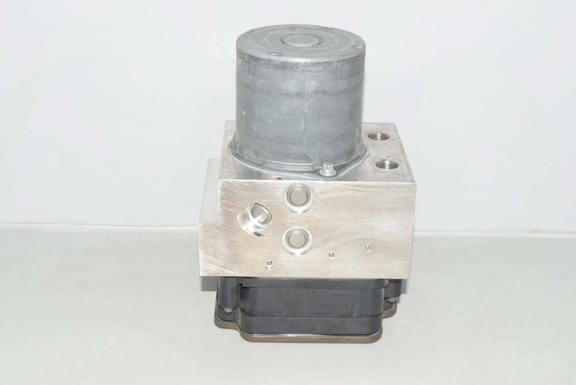 ABS Pump – OEM A2224315112 · MERCEDES-BENZ S (W222, V222, X222) (2013 - -) S 350 BlueTEC / d (222.132, 222.032, 222.123) 2013 – 5