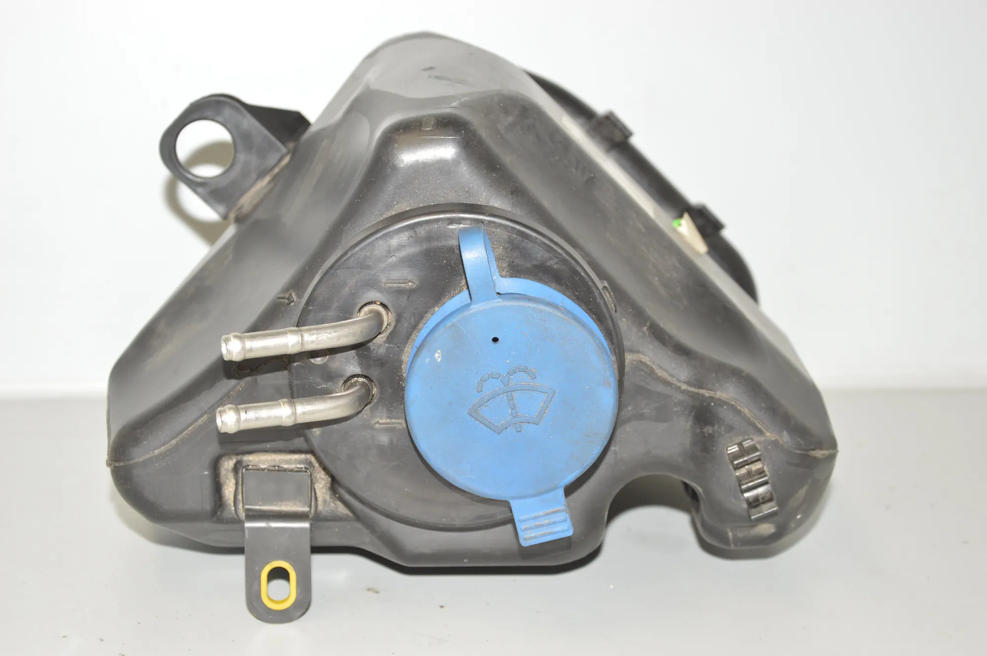 Window Washer Tank – OEM A2228600860 · MERCEDES-BENZ S (W222, V222, X222) (2013 - -) S 350 BlueTEC / d (222.132, 222.032, 222.123) 2013 – 4