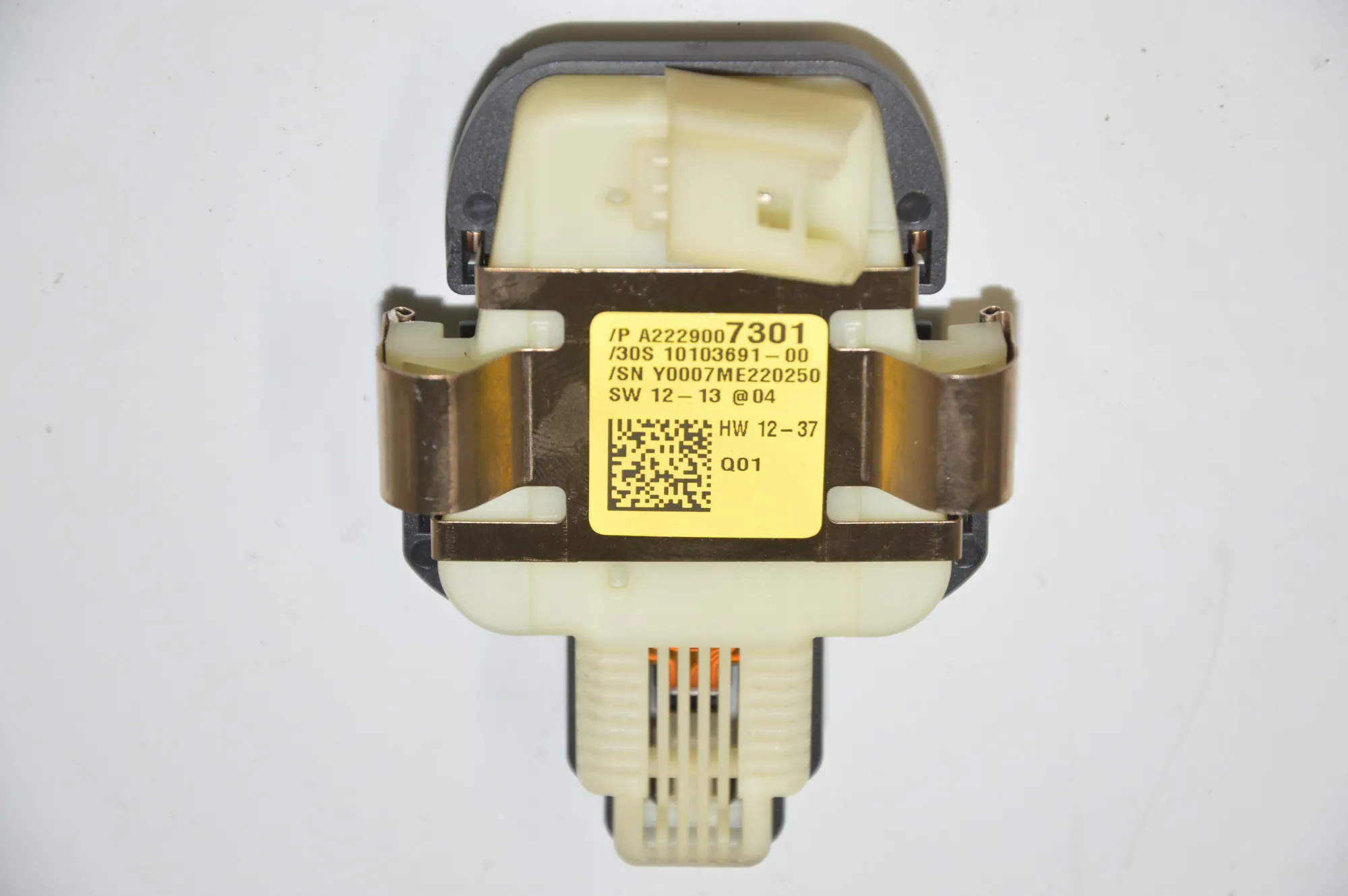 Rain Sensor – OEM A2229007301 · MERCEDES-BENZ S (W222, V222, X222) (2013 - -) S 350 BlueTEC / d (222.132, 222.032, 222.123) 2013 – 2