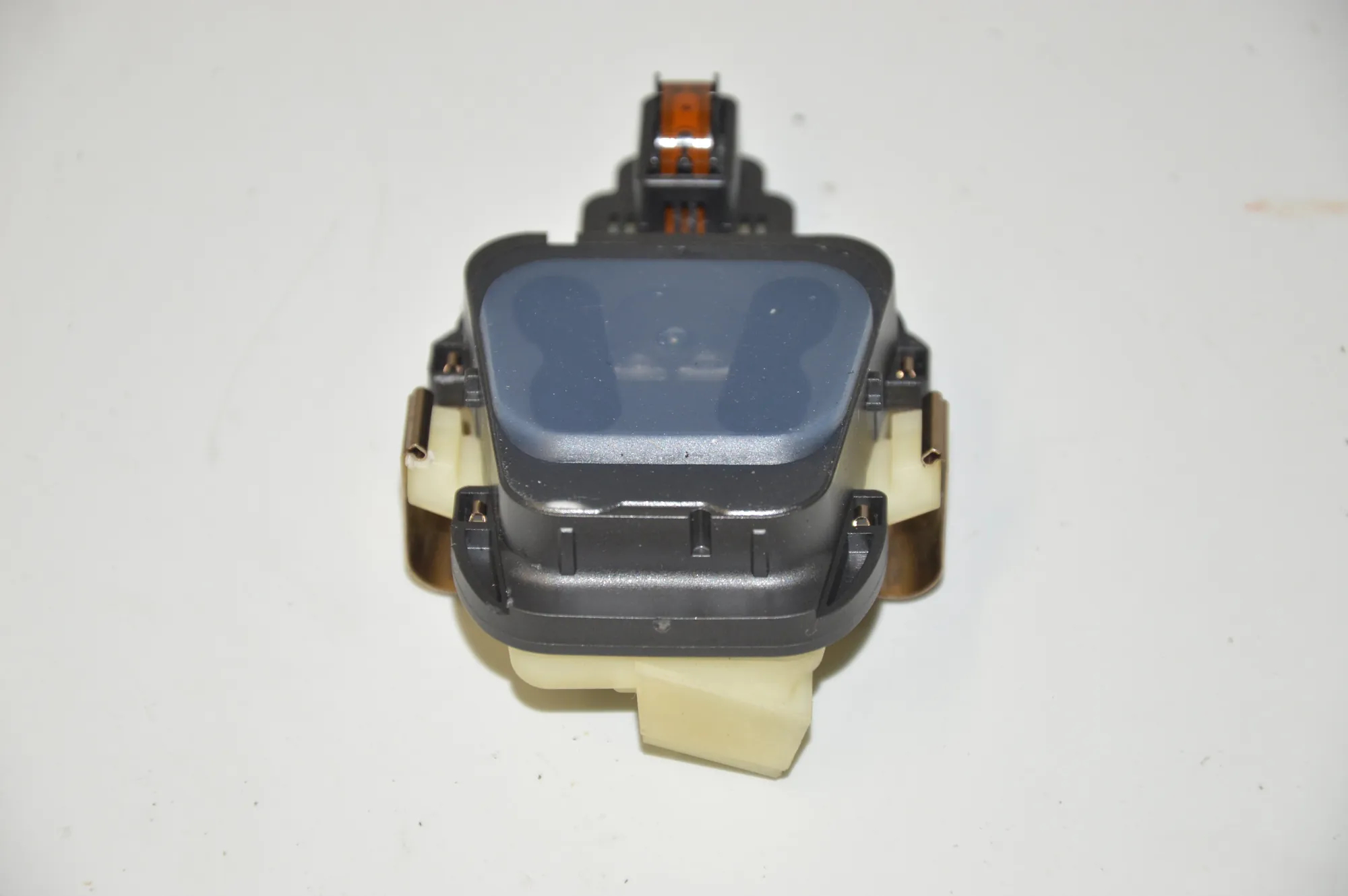 Rain Sensor – OEM A2229007301 · MERCEDES-BENZ S (W222, V222, X222) (2013 - -) S 350 BlueTEC / d (222.132, 222.032, 222.123) 2013