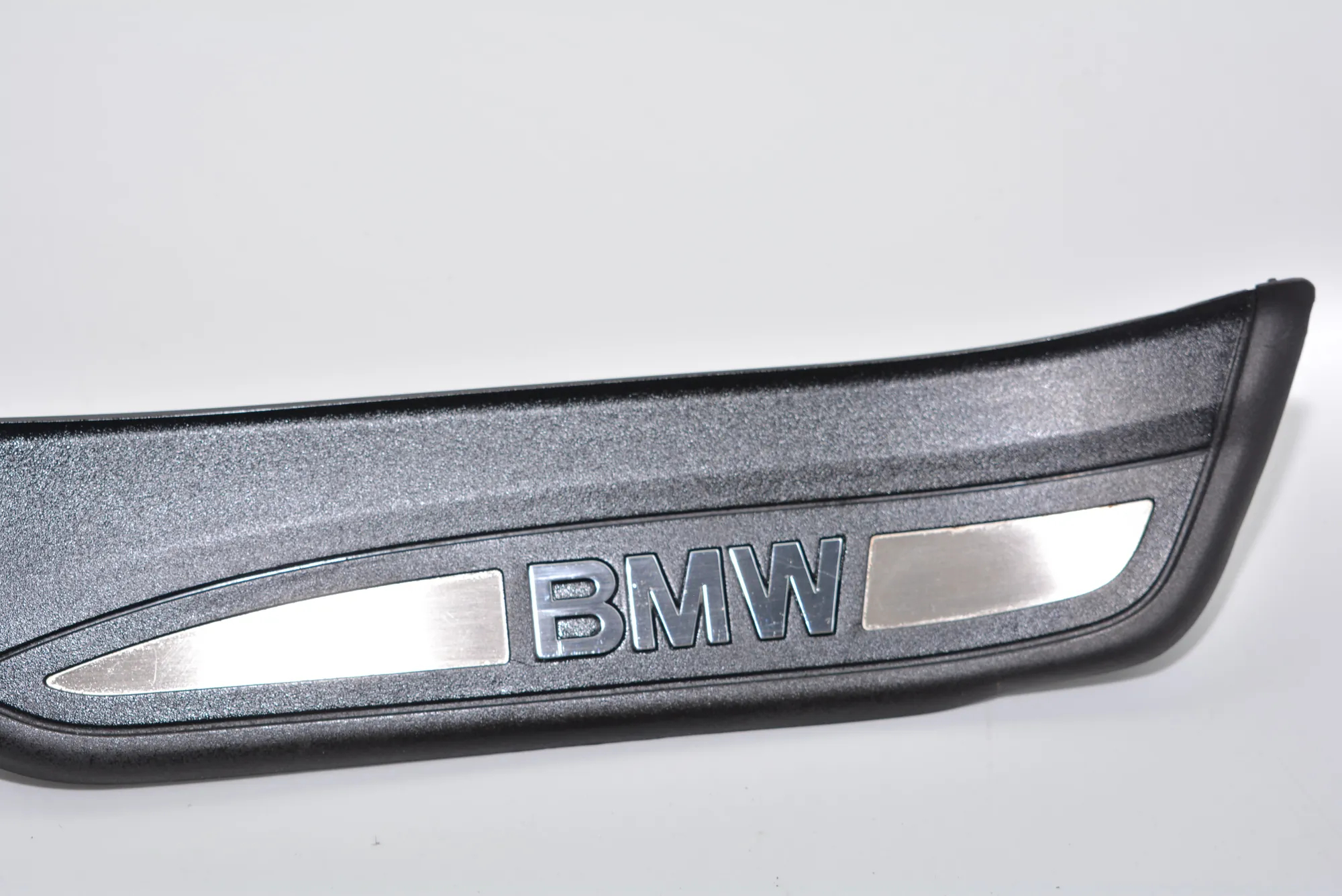Door Sill Trim Kit – OEM 7172298 · BMW 3 Touring (E91) 320 d 2010 – 2