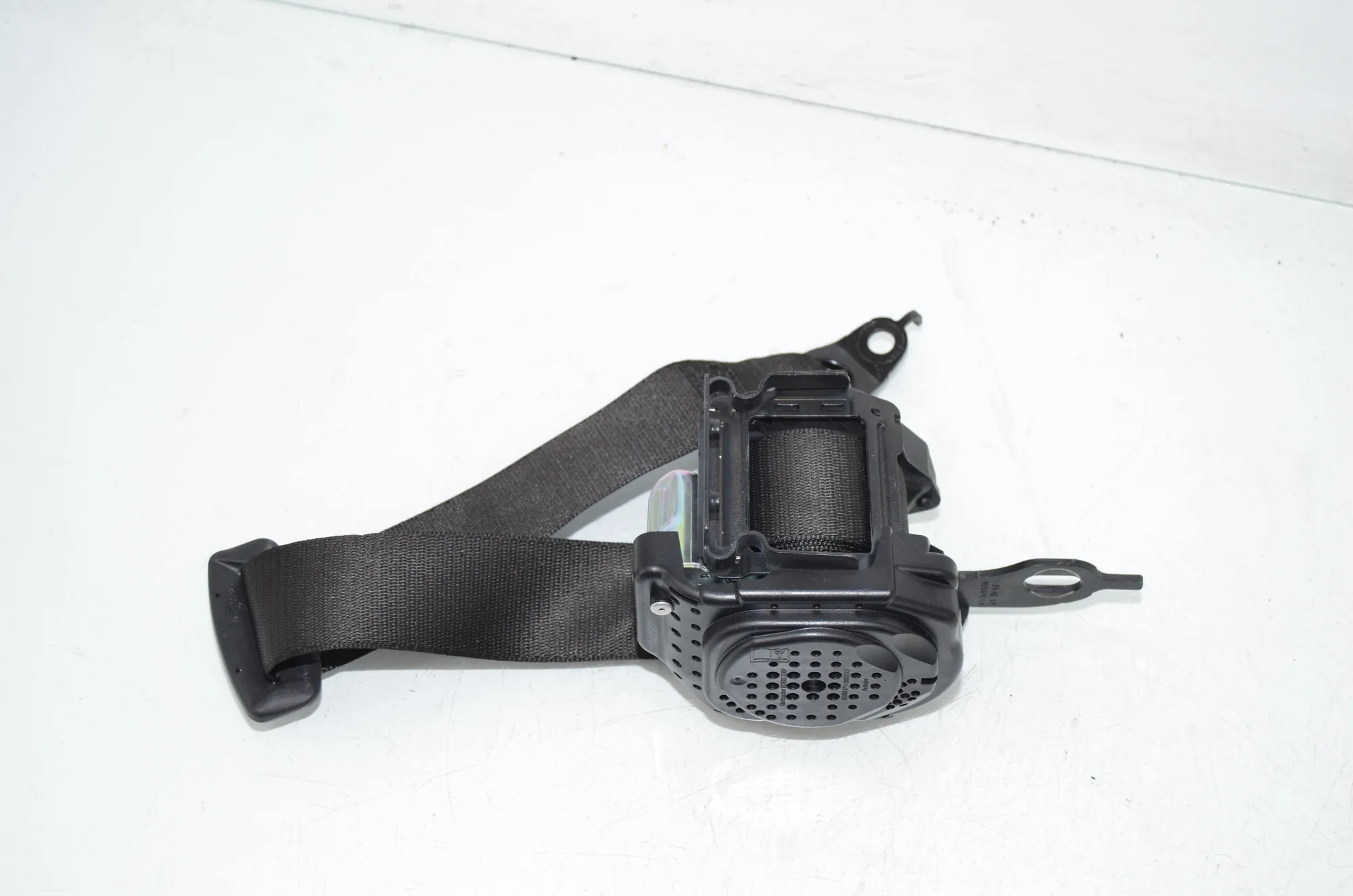 Rear Right Seatbelt – OEM 7429999 · BMW 5 (G30) (2016 - -) 540 i 2017 – 2
