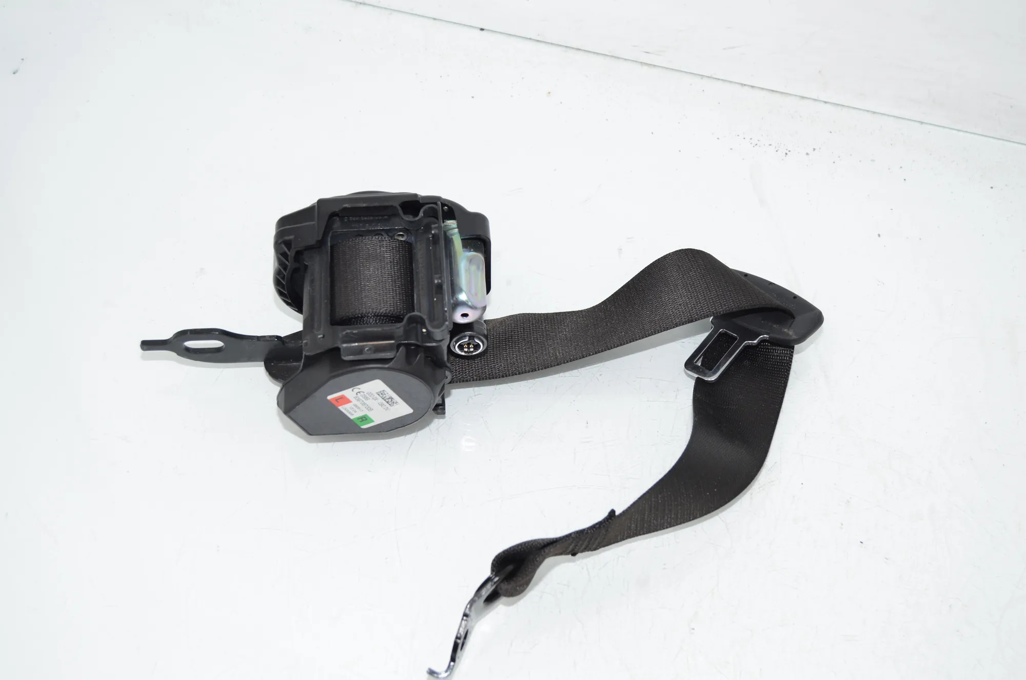 Rear Right Seatbelt – OEM 7429999 · BMW 5 (G30) (2016 - -) 540 i 2017