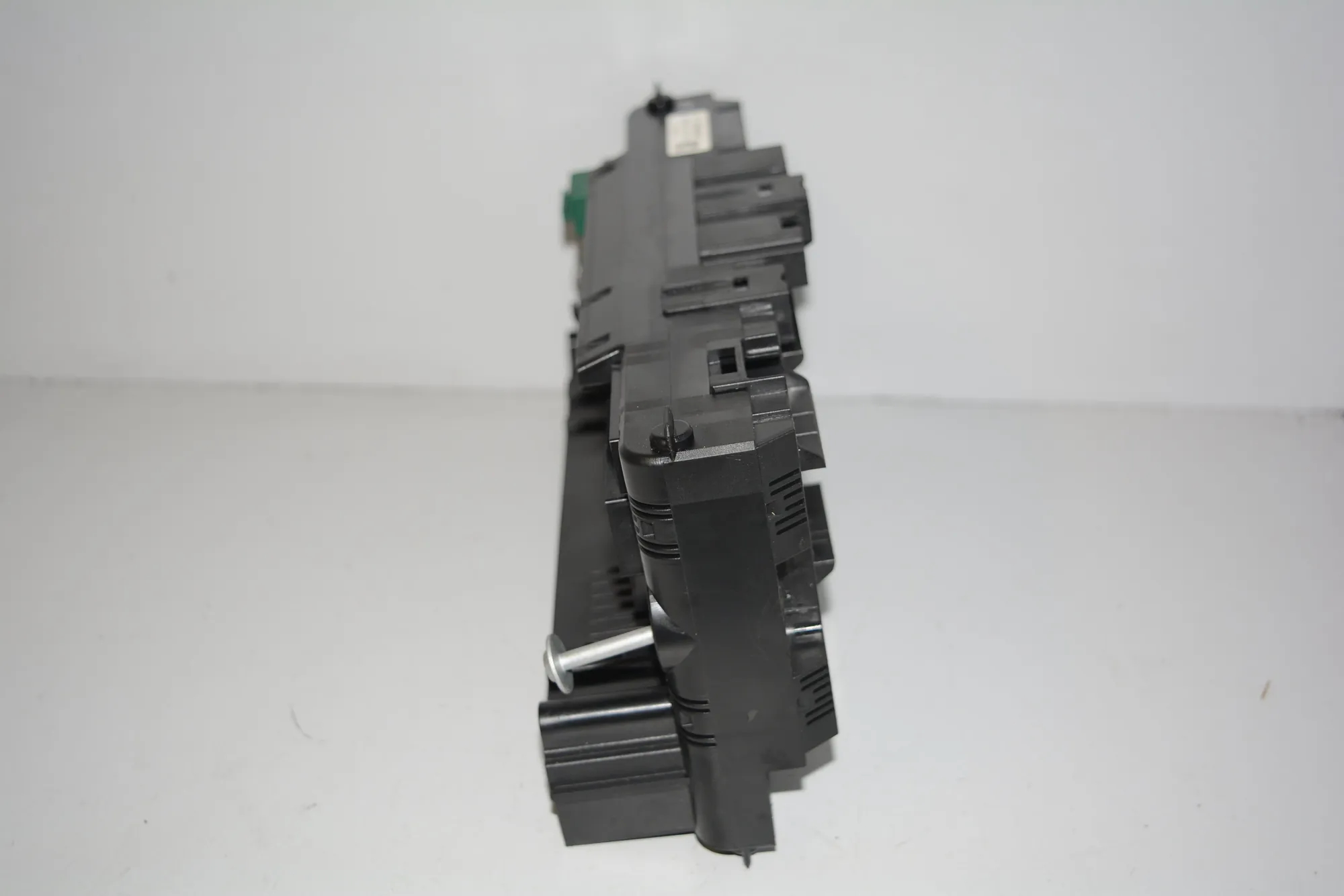 Fuse Box – OEM 9259467 · BMW X3 (F25) xDrive 20 d 2013 – 4