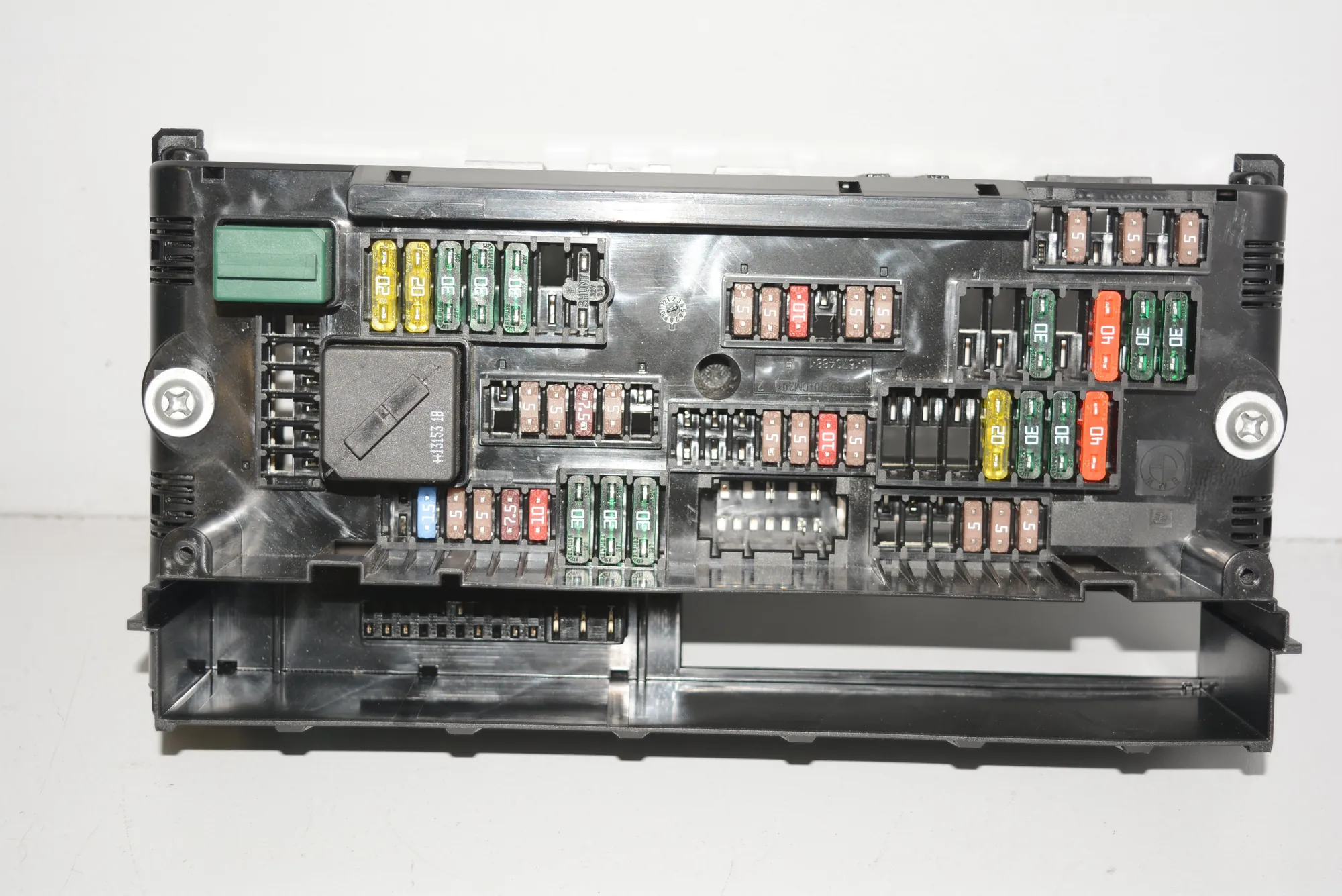 Fuse Box – OEM 9259467 · BMW X3 (F25) xDrive 20 d 2013
