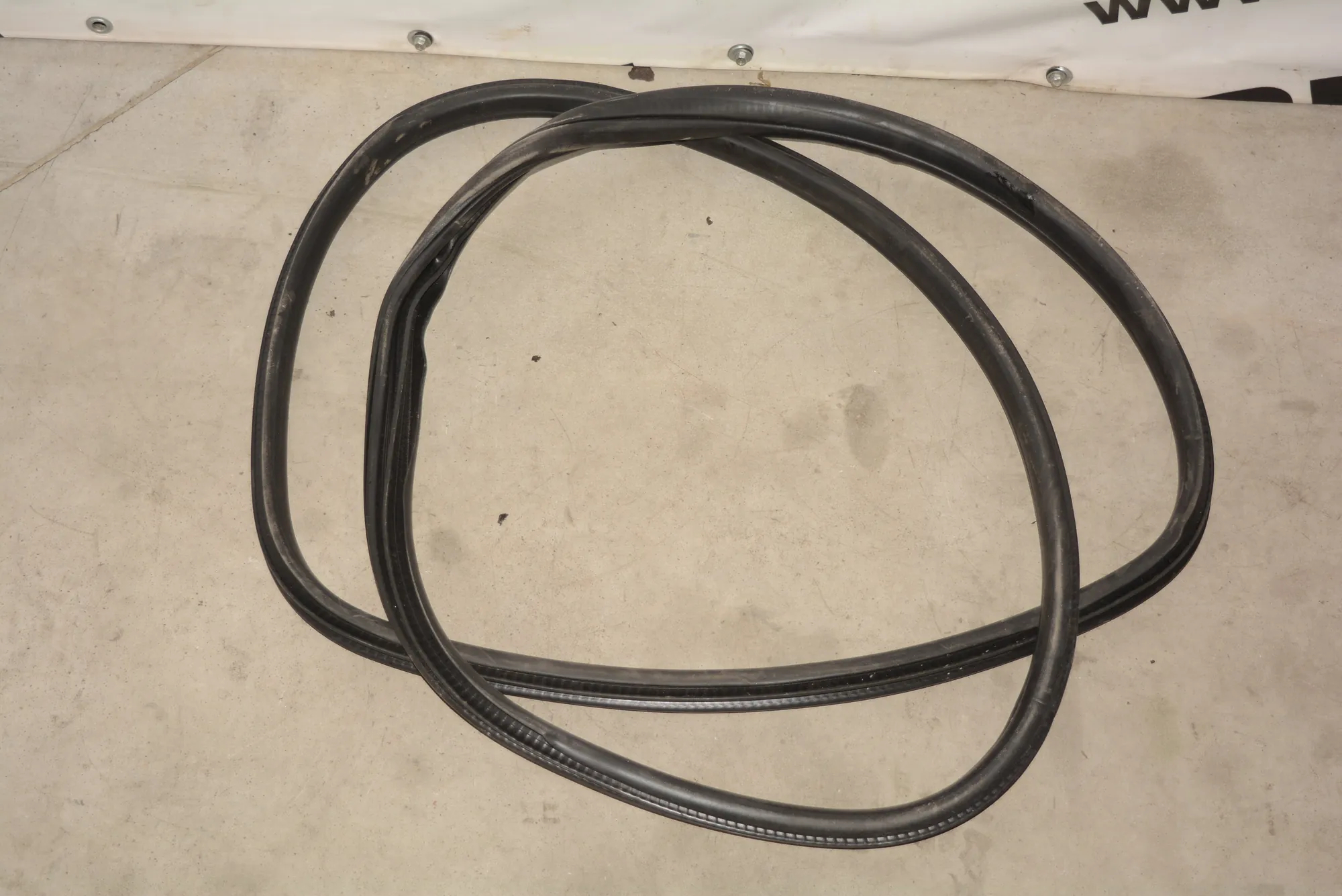 Rear Right Door Seal Rubber – OEM 7300249 · BMW X3 (F25) xDrive 20 d 2013