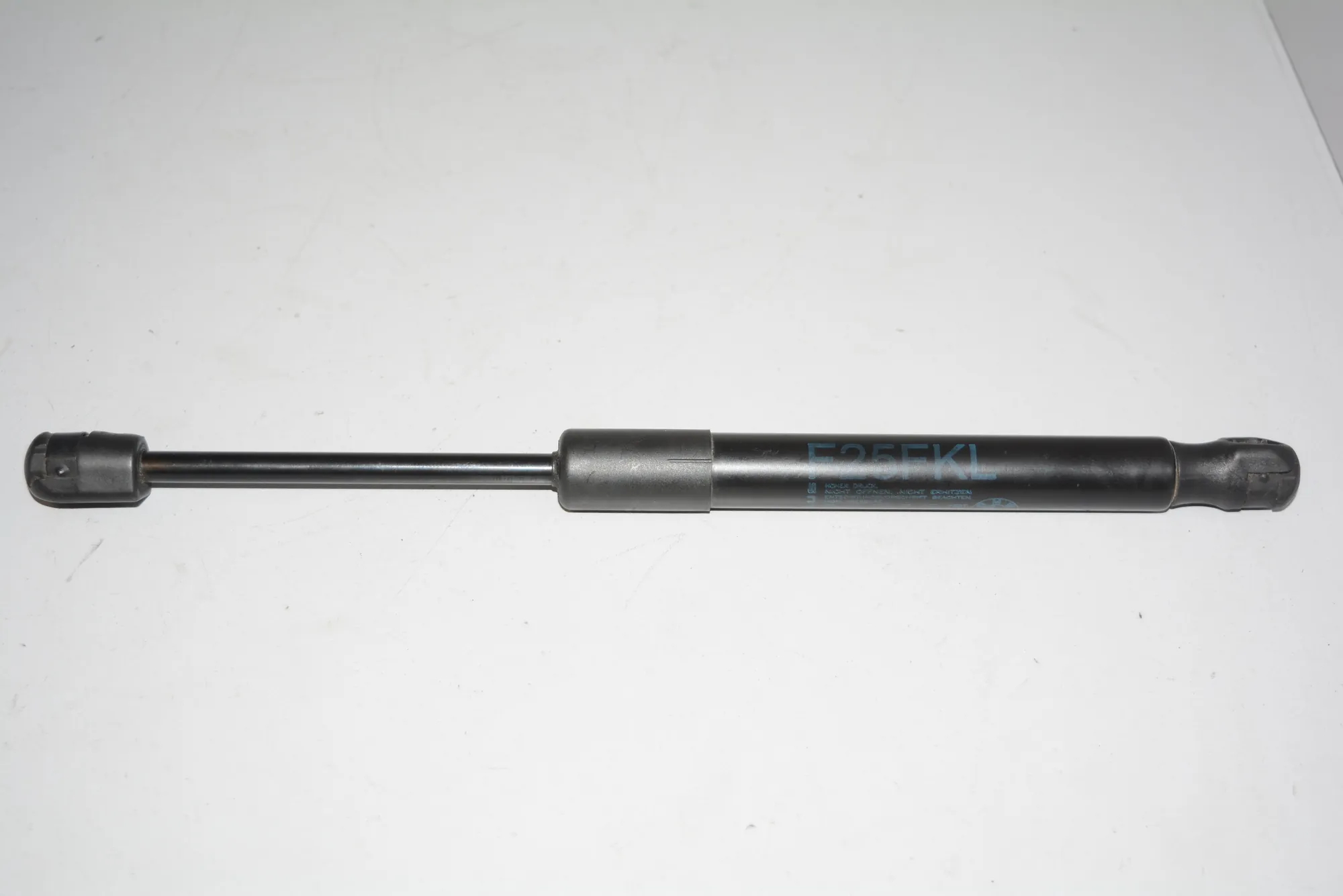 Front Left Bonnet Strut – OEM 7210727 · BMW X3 (F25) xDrive 20 d 2013 – 2