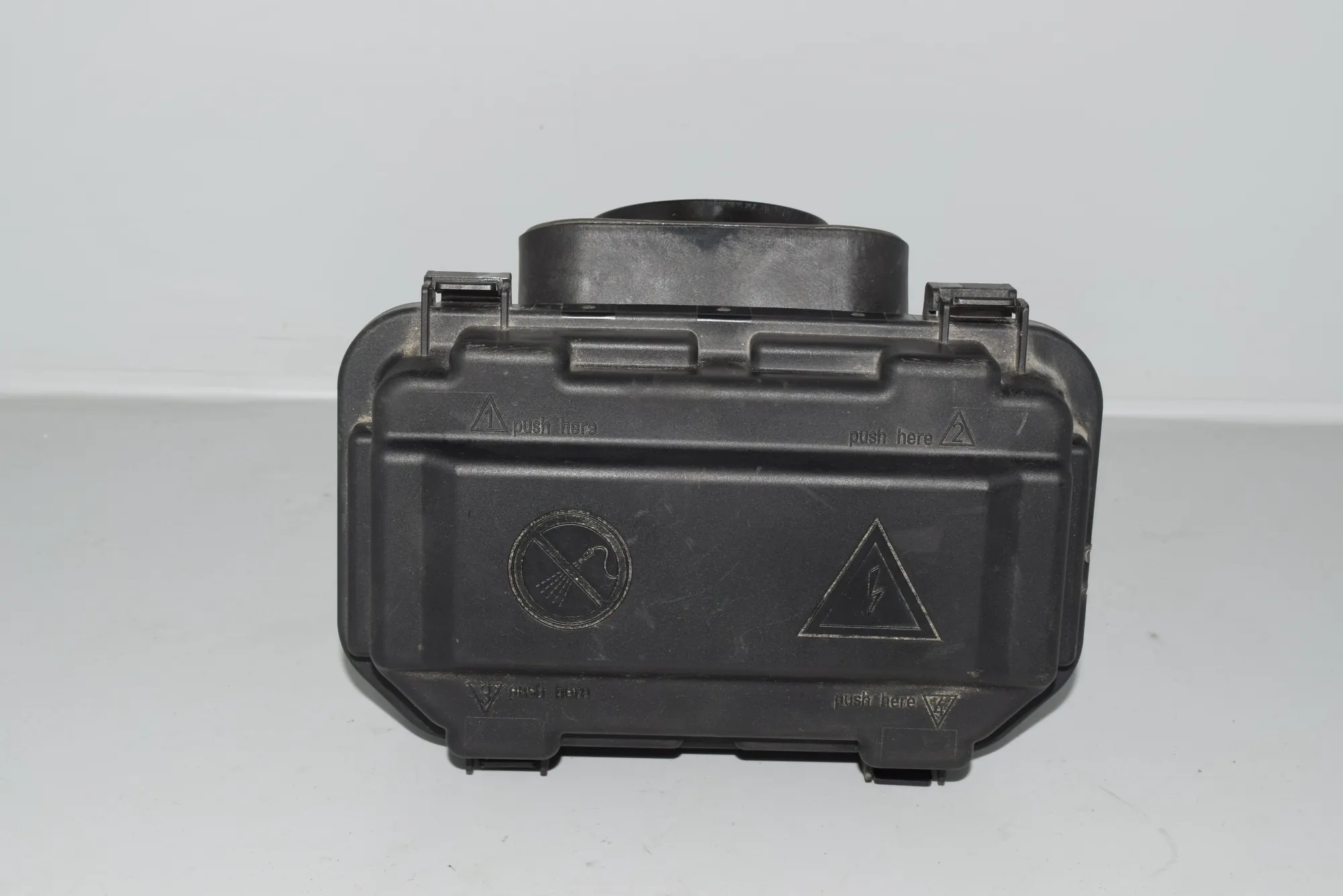 Fuse Box – OEM 9337879 · BMW 1 (F20) 116 d 2014