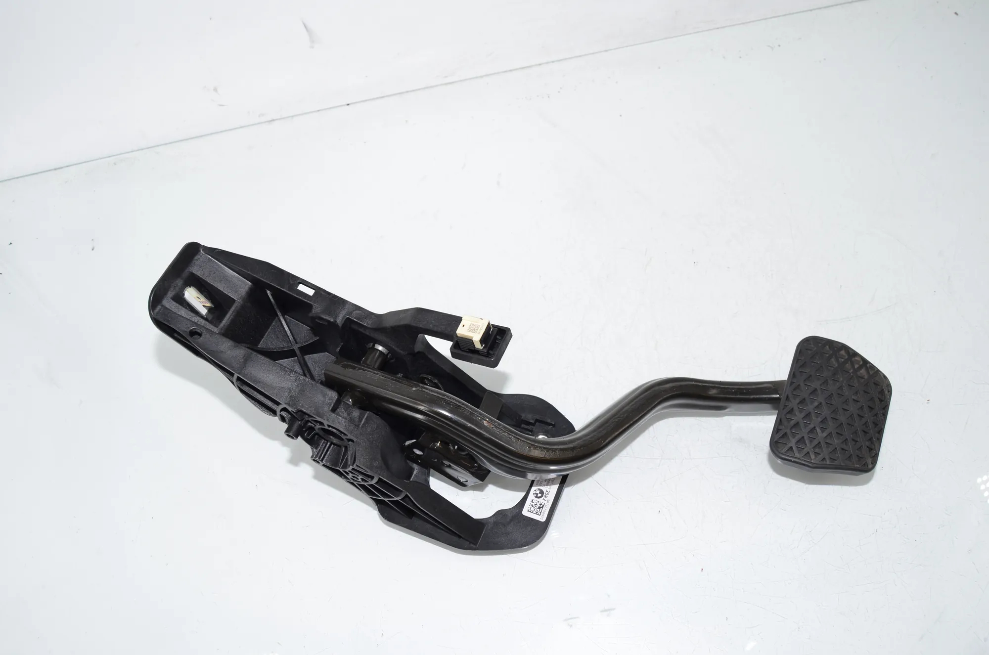 Brake Pedal – OEM 6861771 · BMW 5 (G30) (2016 - -) 540 i 2017