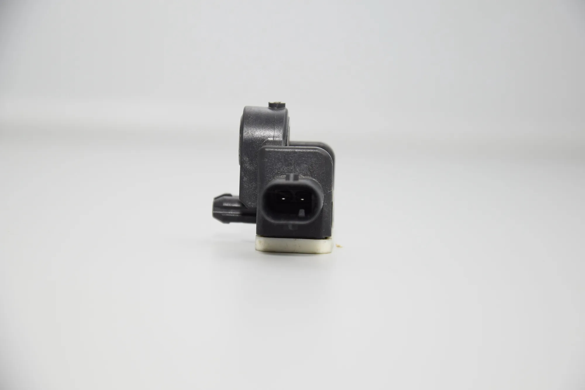 Front Right Impact Sensor – OEM 9234989 · BMW 3 Gran Turismo (F34) 320 d xDrive 2014 – 4