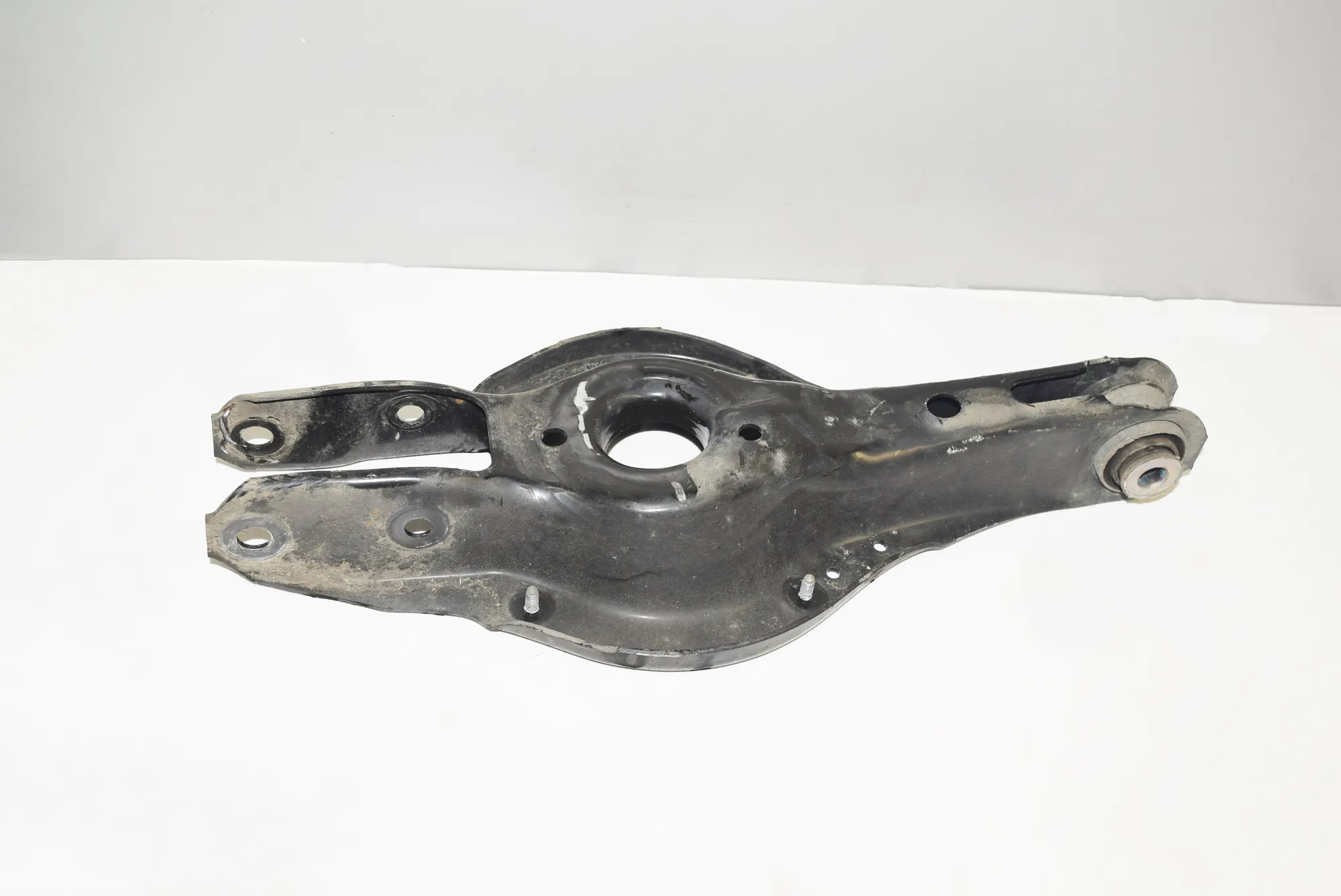 Rear Right Lower Control Arm – OEM 6867540 · BMW 3 Gran Turismo (F34) 320 d xDrive 2014 – 2