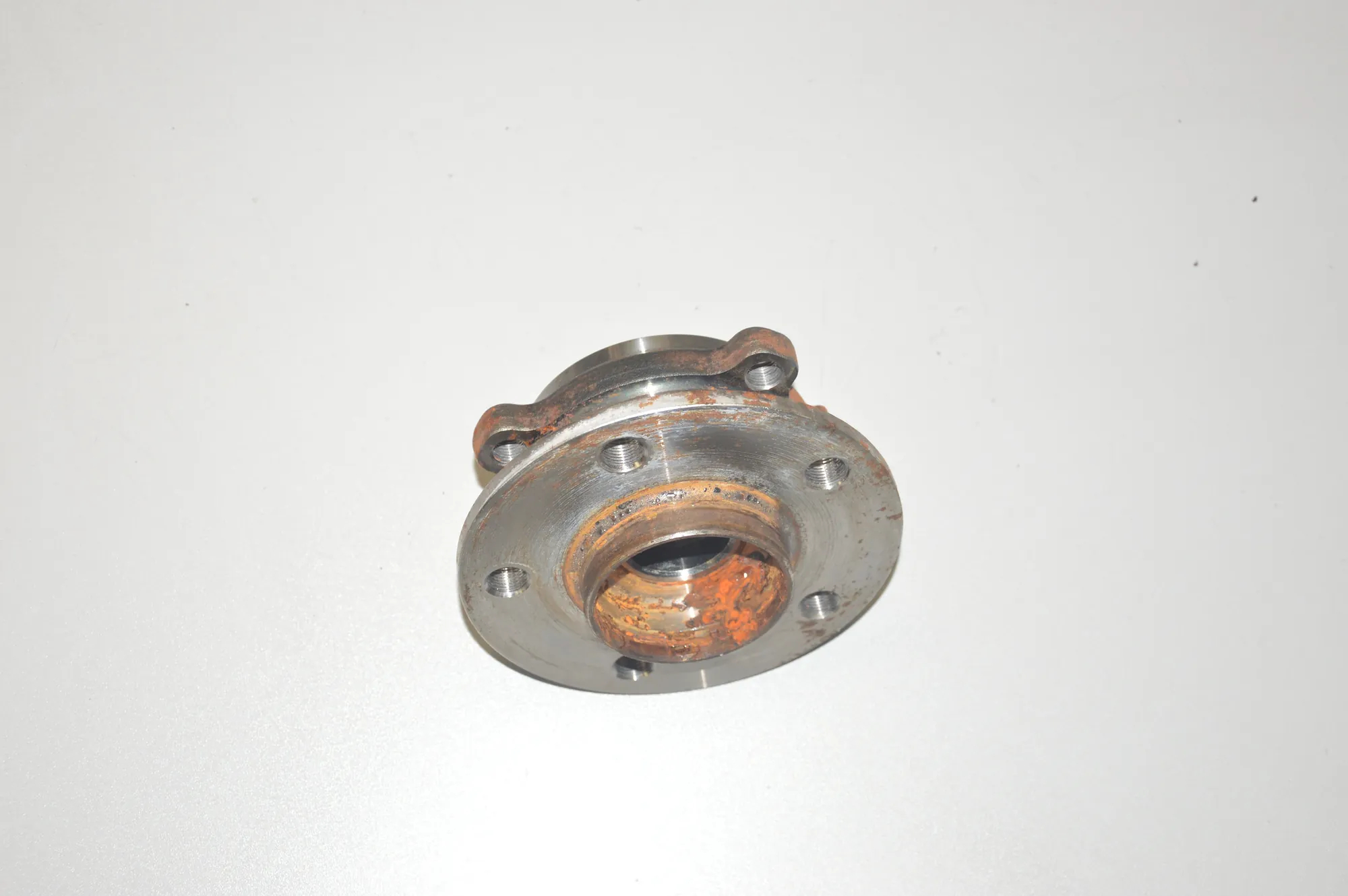 Rear Left Wheel Bearing – OEM NA · BMW i3 (I01) Hybrid 2016 – 2