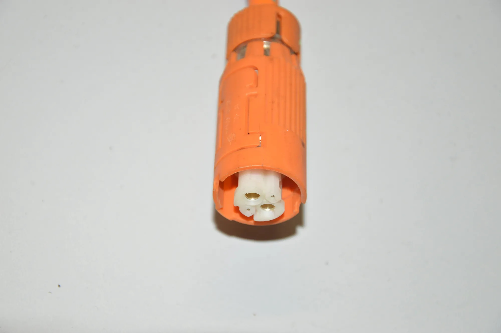 Positive Battery Cable – OEM 8611853 · BMW i3 (I01) Hybrid 2016 – 2