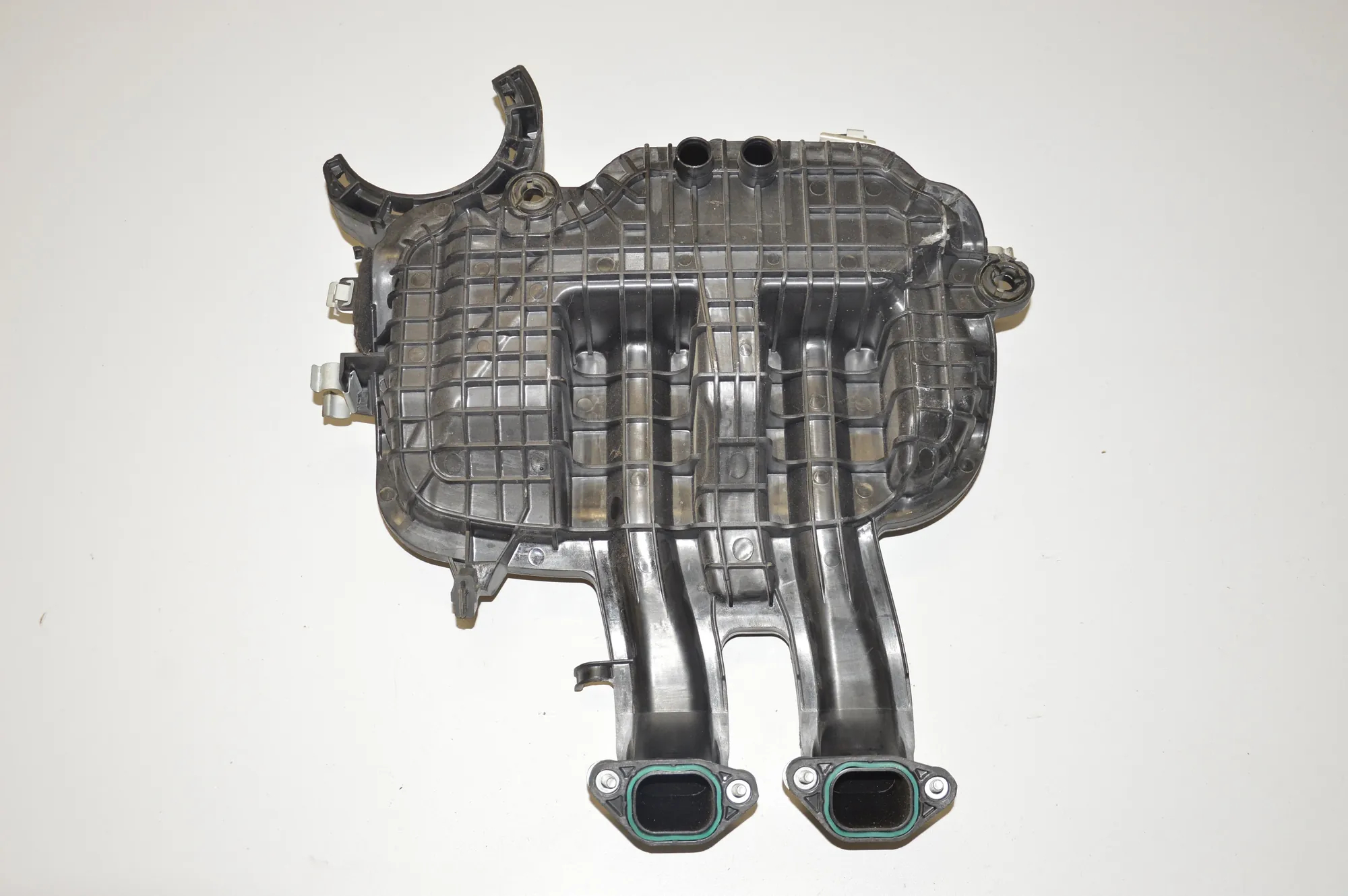 Intake Manifold – OEM 8530103 · BMW i3 (I01) Hybrid 2016