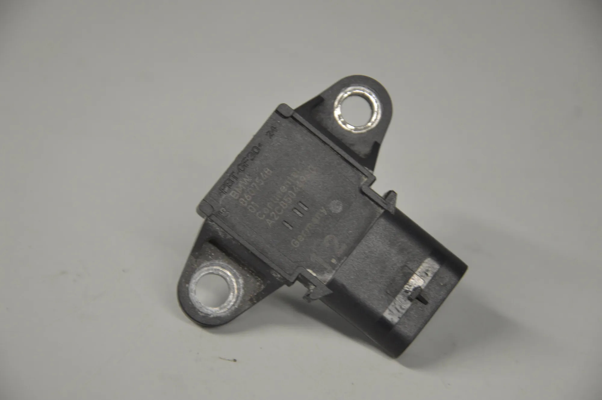 Intake Manifold Pressure Sensor – OEM 8607548 · BMW i3 (I01) Hybrid 2016 – 4