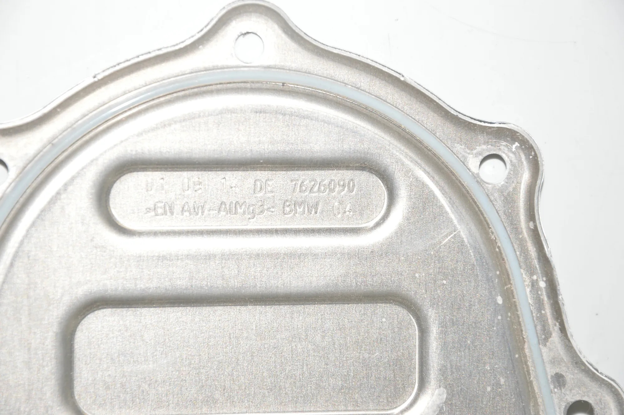 Other Body Parts – OEM 7626090 · BMW i3 (I01) Hybrid 2016 – 3