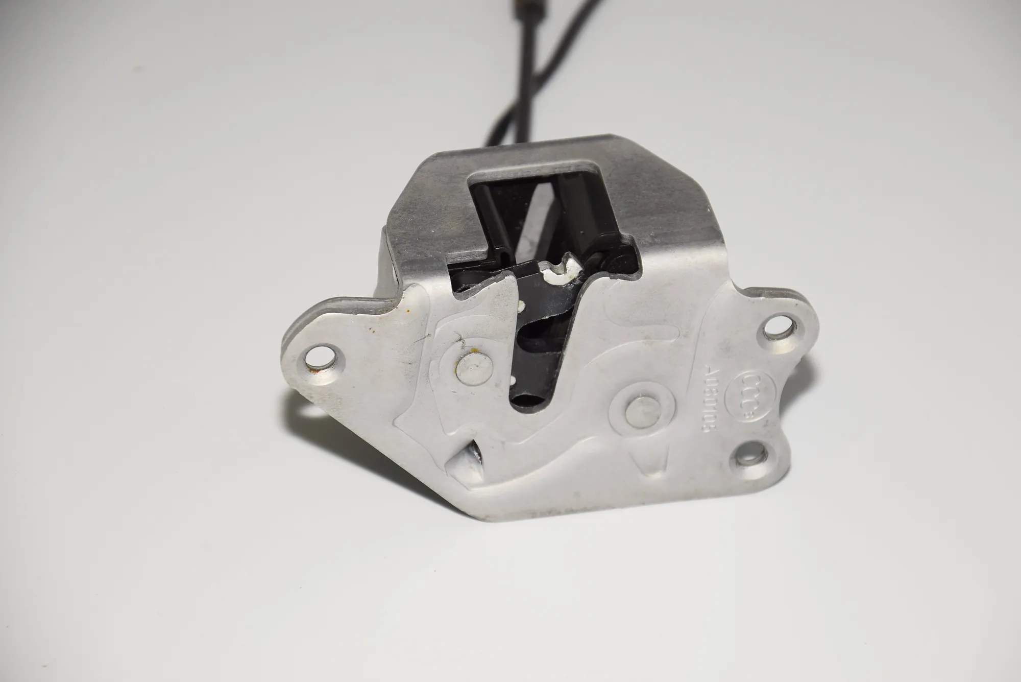 Rear Right Door Lock – OEM 7291032 · BMW i3 (I01) Hybrid 2016 – 3