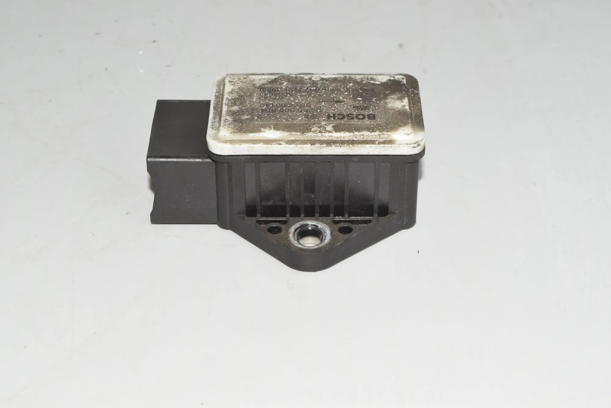 Acceleration Sensor – OEM 0265005654 · LAND ROVER RANGE ROVER SPORT (L320) 3.6 D 4x4 2008 – 2