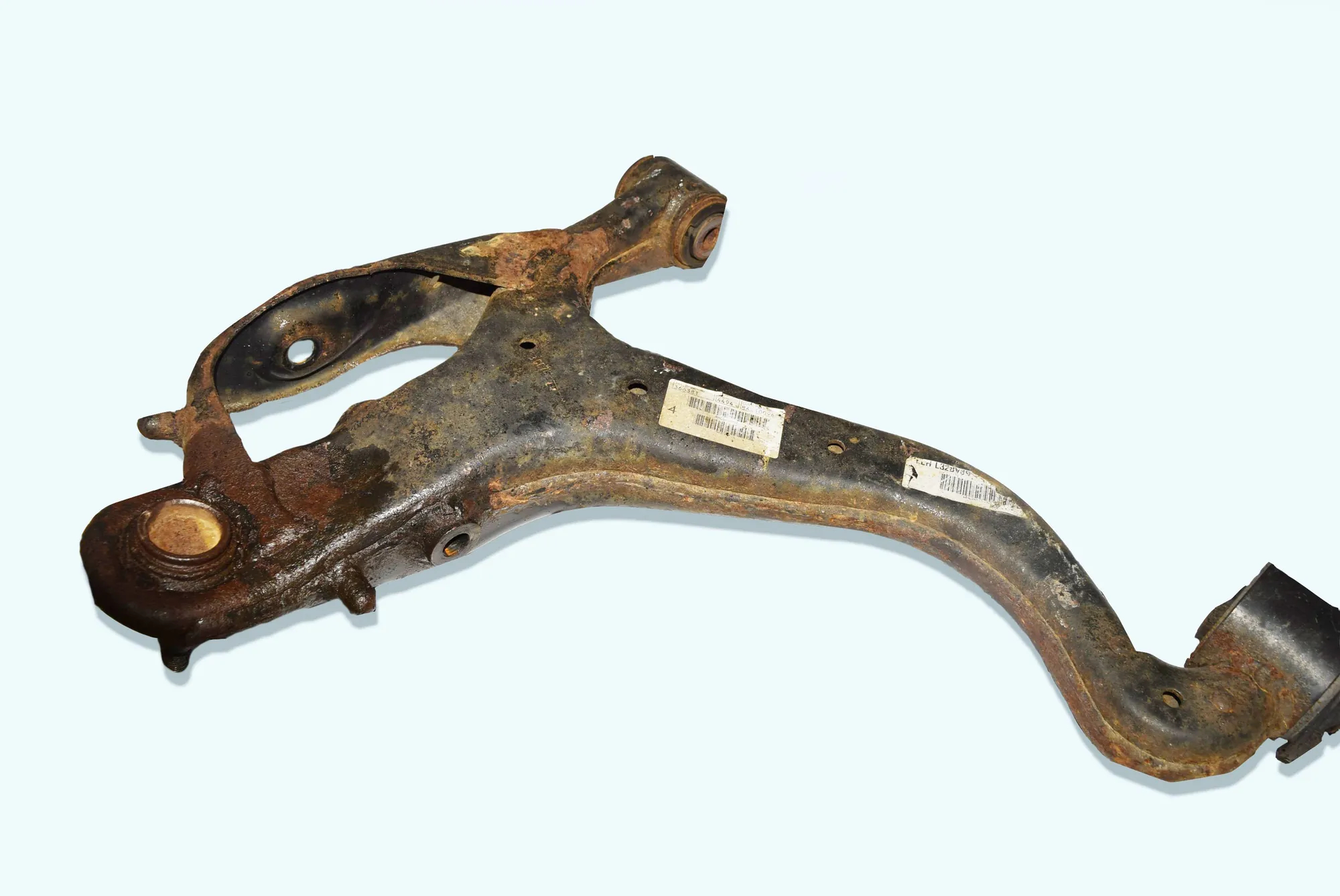 Front Left Straight Control Arm · LAND ROVER RANGE ROVER SPORT (L320) 3.6 D 4x4 2008 – 3