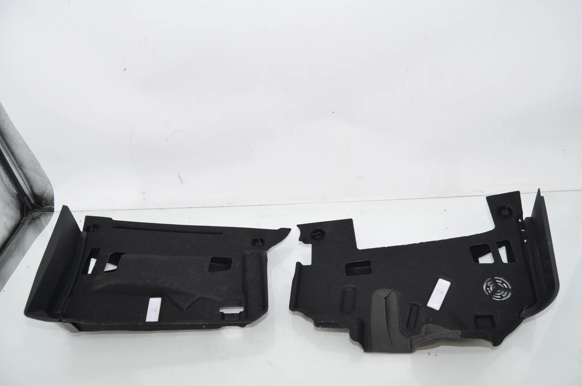 Dashboard Lower Trim – OEM 9299468 · BMW 5 (G30) (2016 - -) 540 i 2017