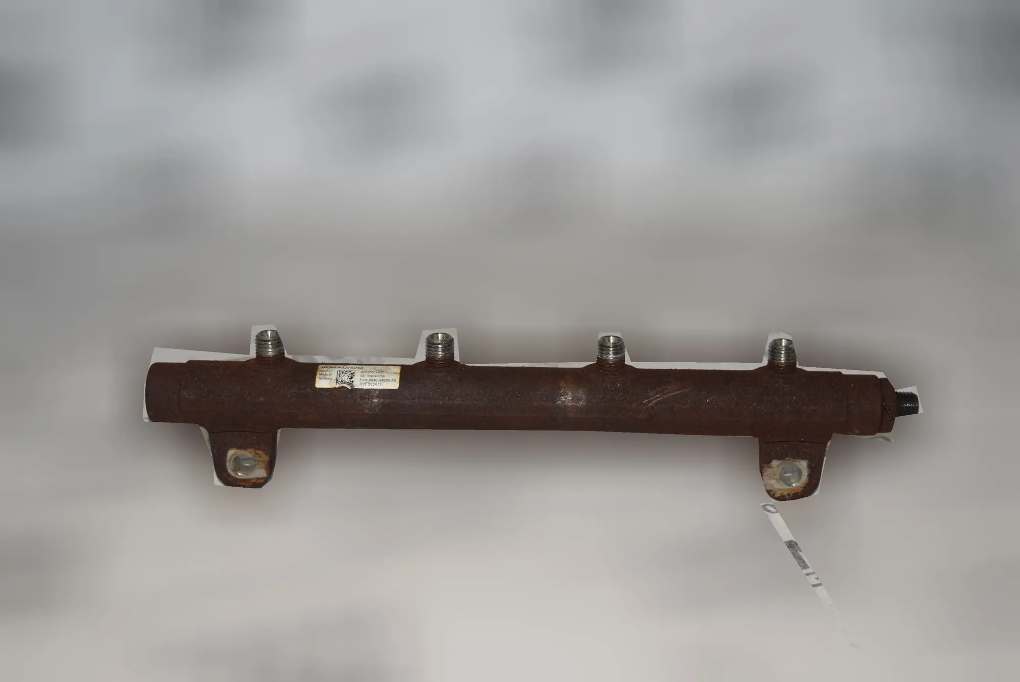 Left Side Fuel Rail – OEM 6H4Q-9D280-AB · LAND ROVER RANGE ROVER SPORT (L320) 3.6 D 4x4 2008 – 2