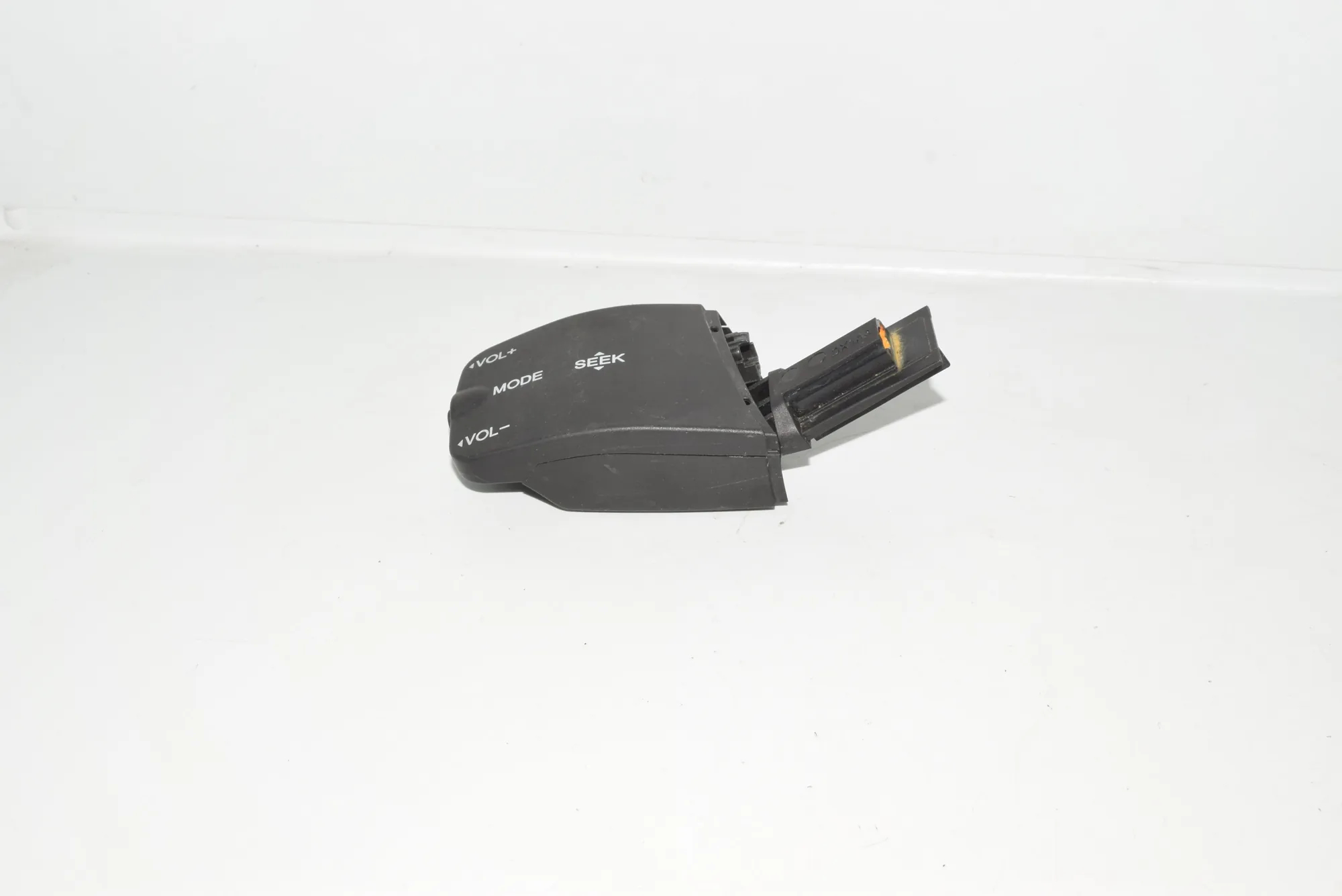 Other Control Units – OEM 758710 · LAND ROVER RANGE ROVER SPORT (L320) 3.6 D 4x4 2008 – 4