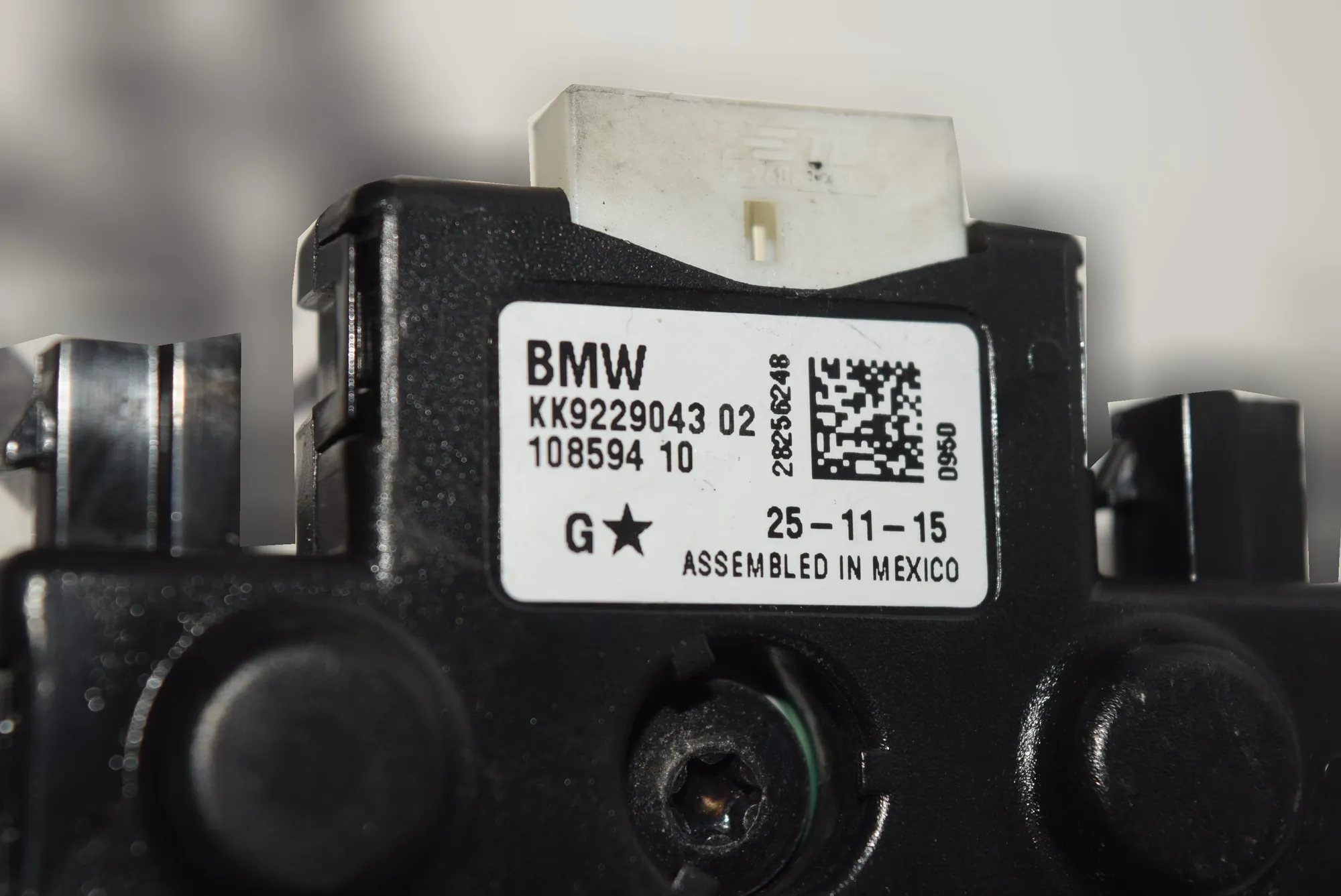 Antenna – OEM 9229043 · BMW 3 Touring (F31) 330 i xDrive 2016 – 3