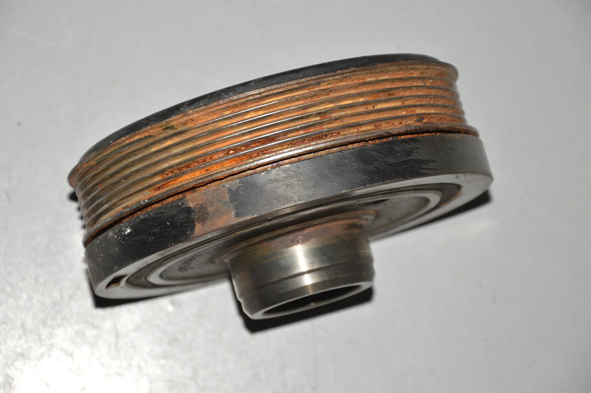 Crankshaft Pulley – OEM 8638446 · BMW 3 Touring (F31) 330 i xDrive 2016 – 3
