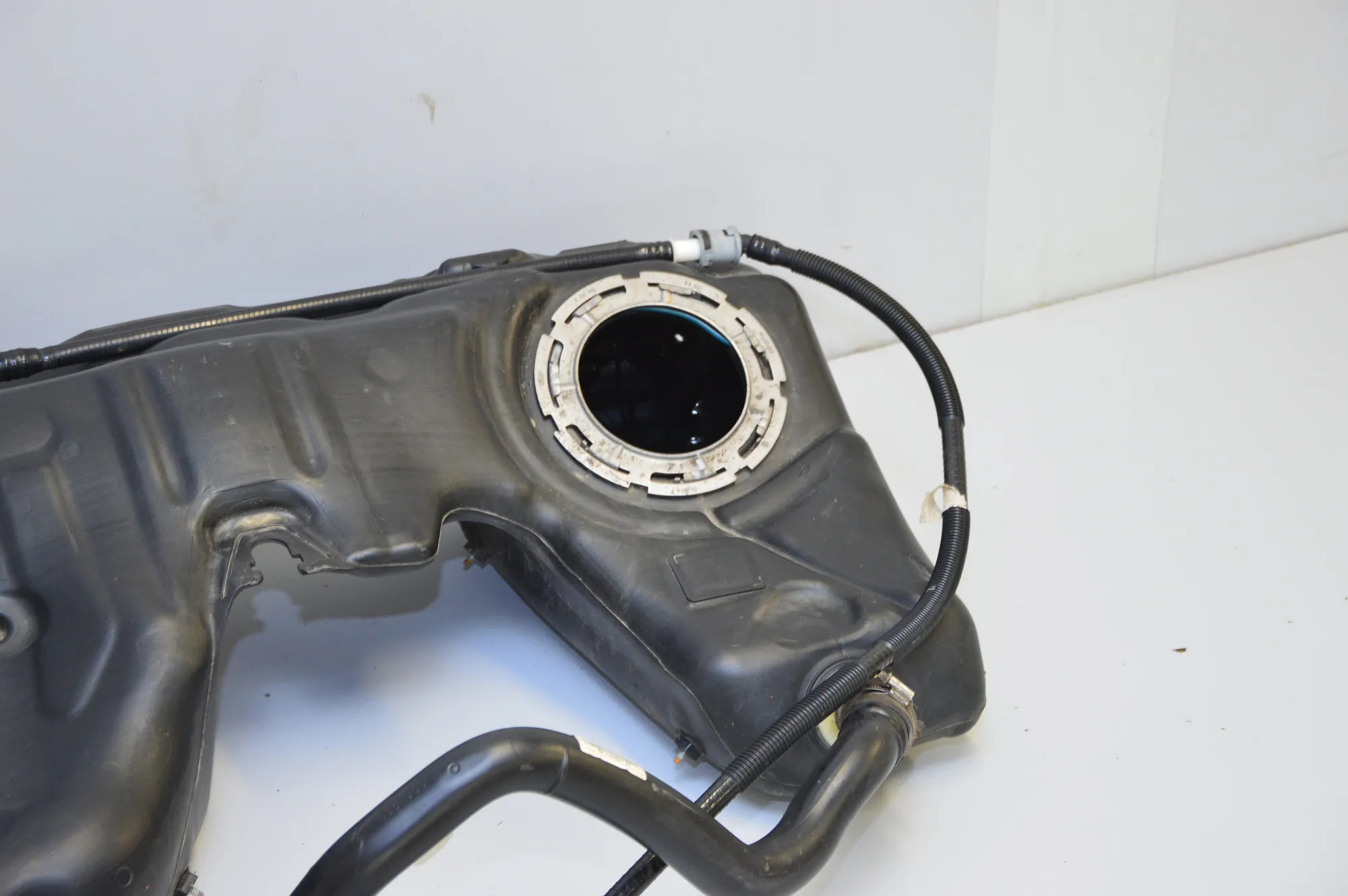 Fuel Tank – OEM 7376160 · BMW 3 (F30, F80) 320 d xDrive 2013 – 6